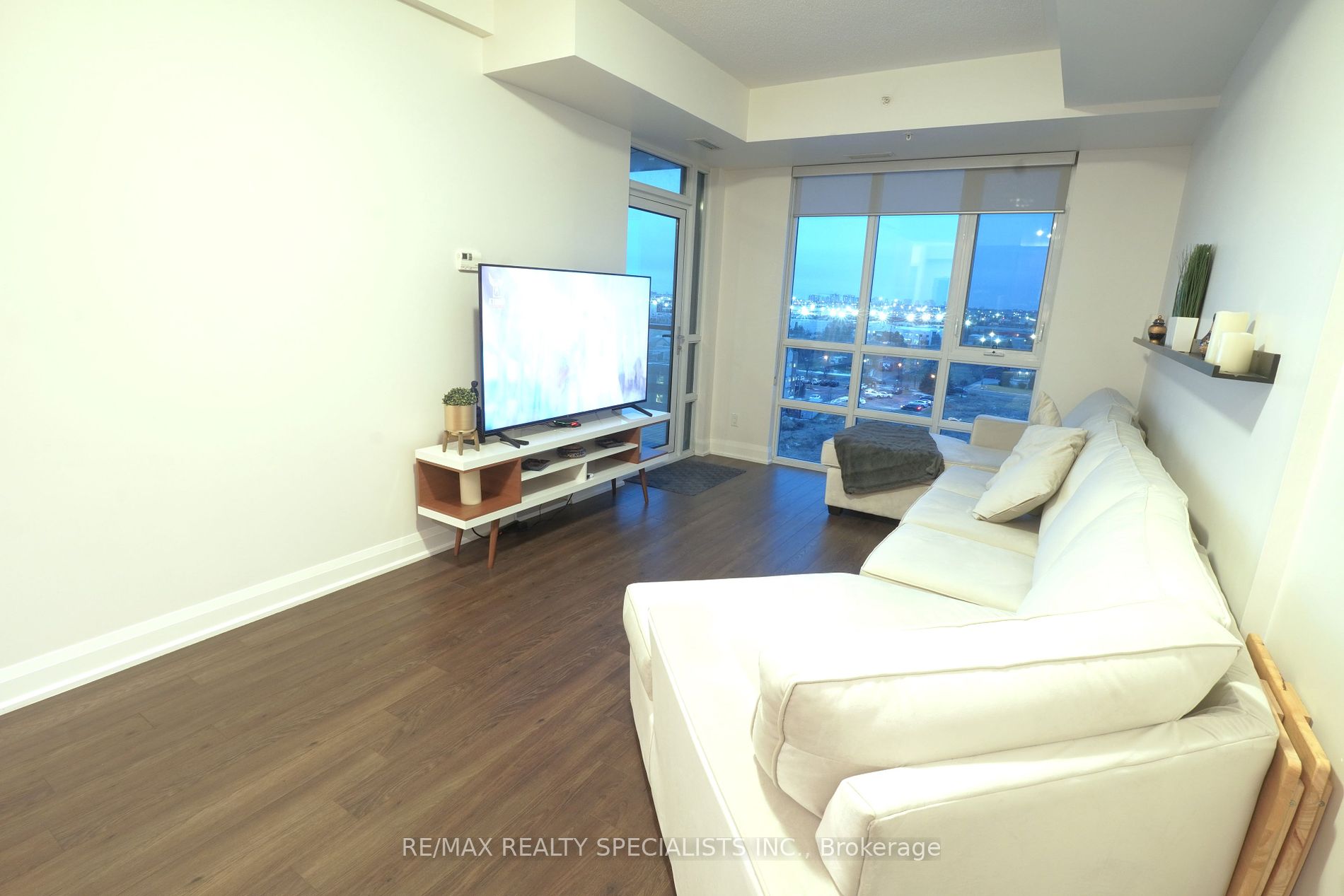 55 Yorkland Blvd, #704
