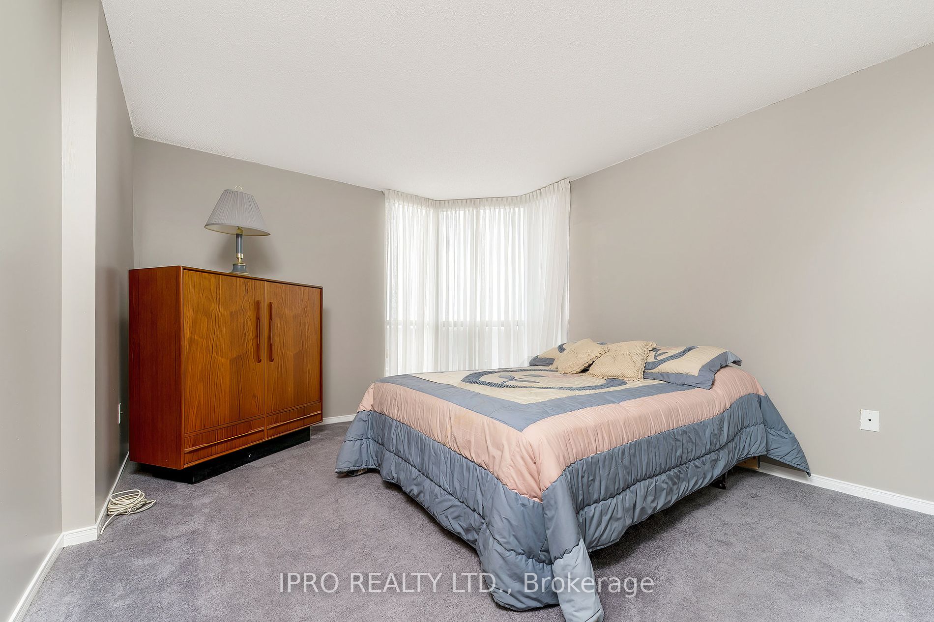 20 McFarlane Drive, #910