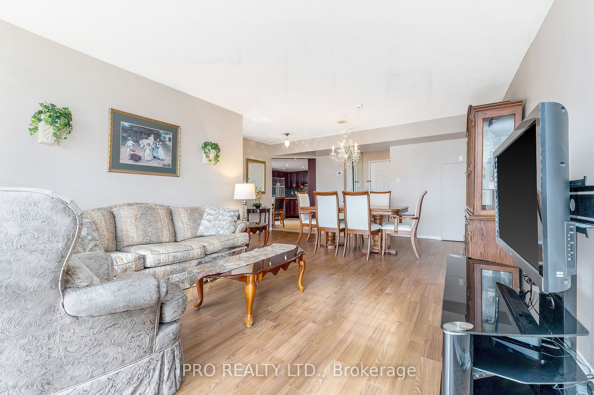 20 McFarlane Drive, #910