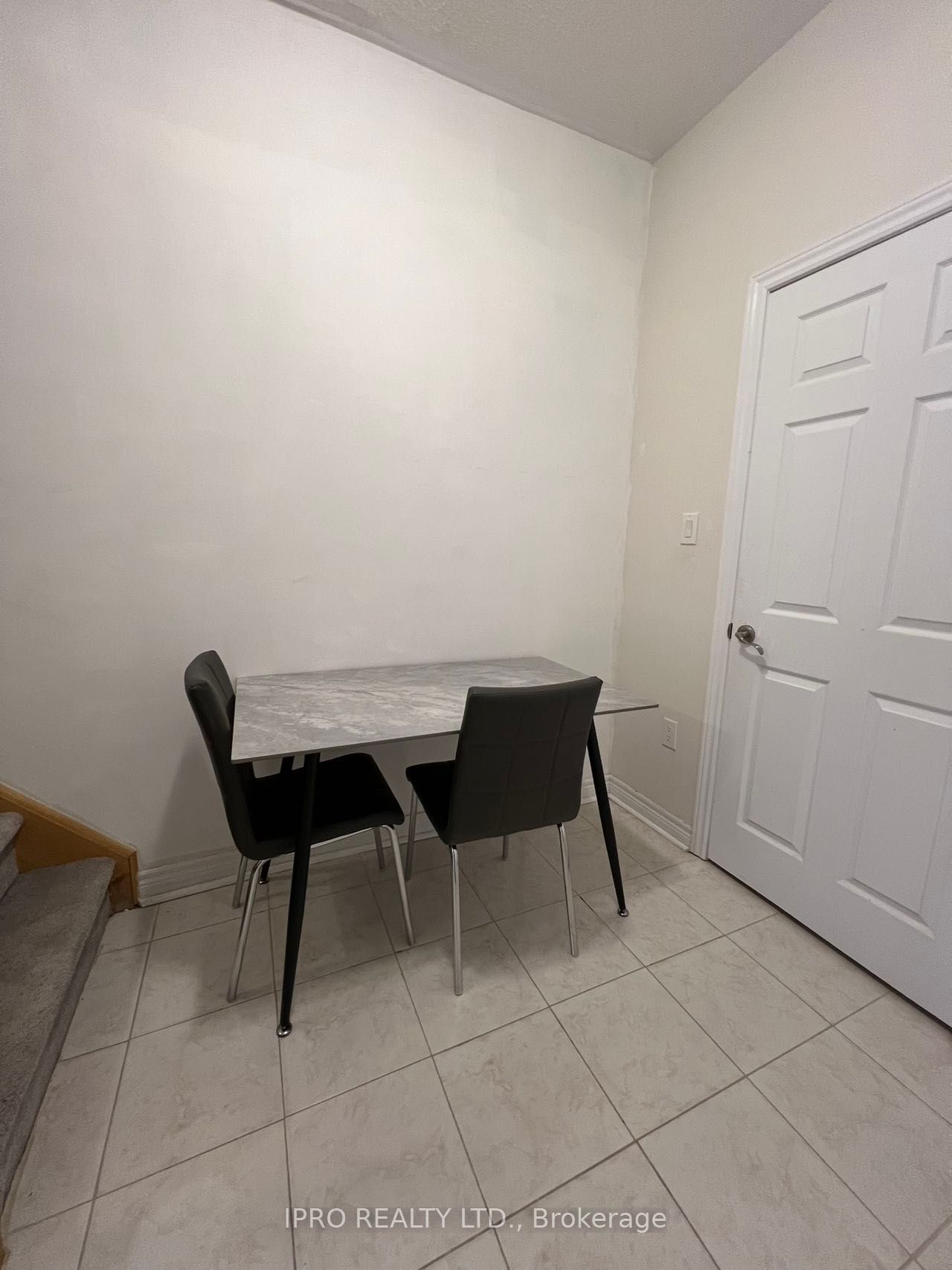 2280 Baronwood Drive, #90