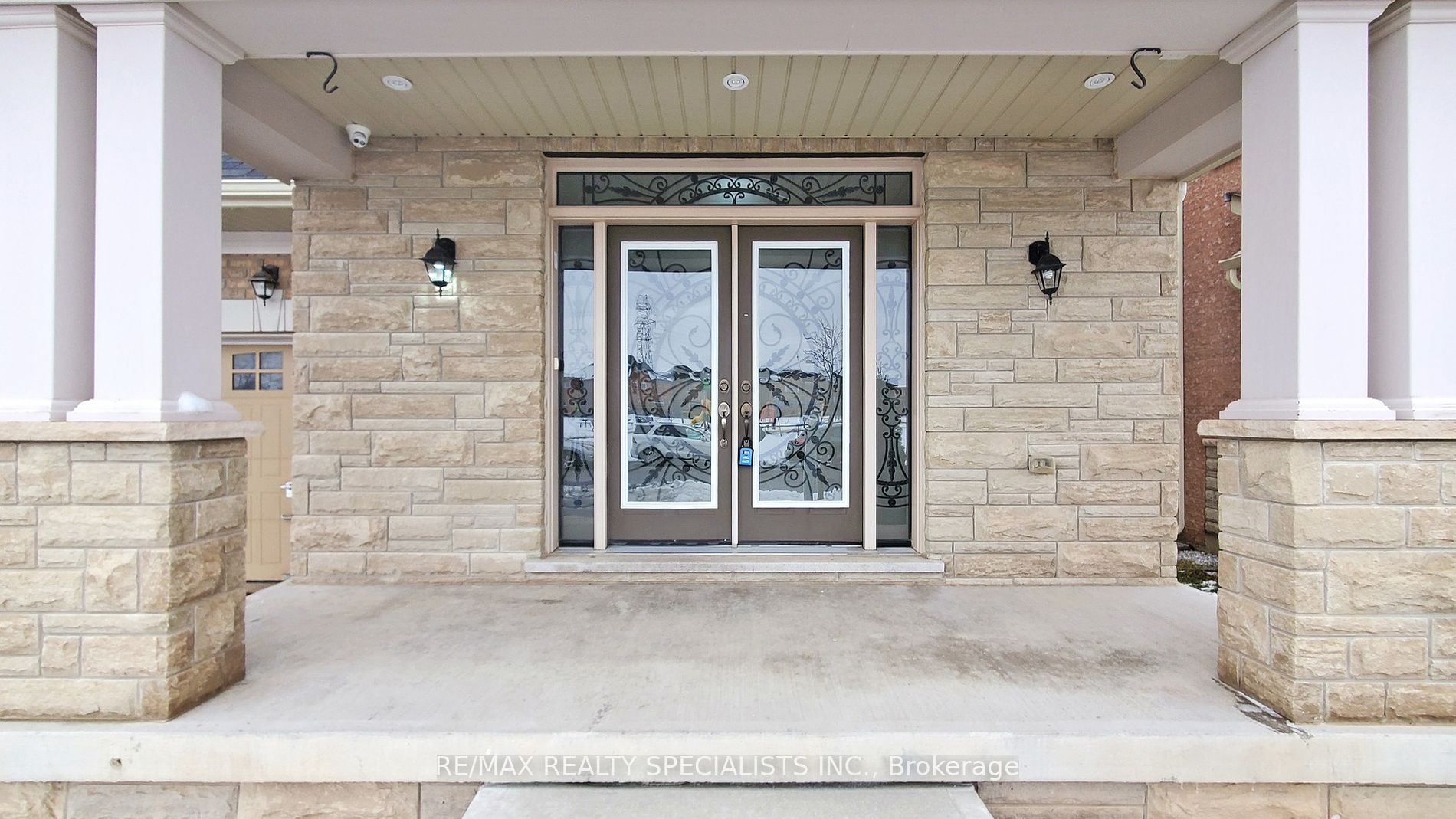 53 Heatherglen Drive