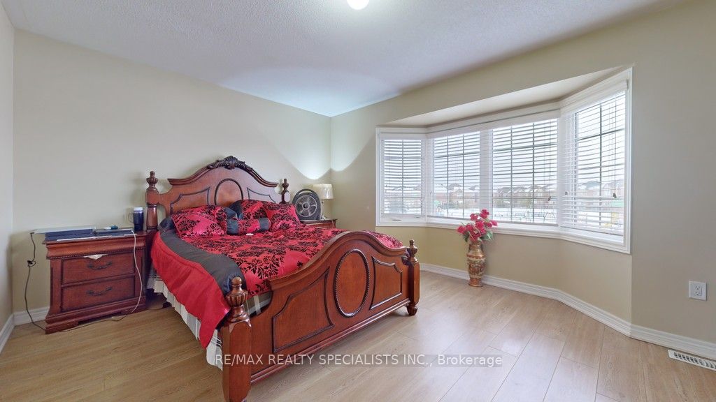 53 Heatherglen Drive