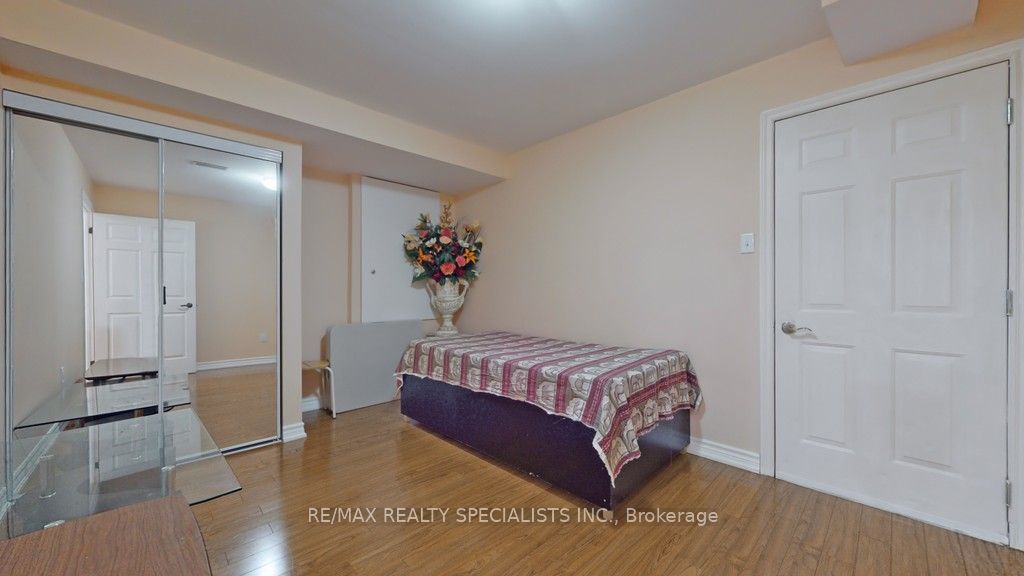 53 Heatherglen Drive