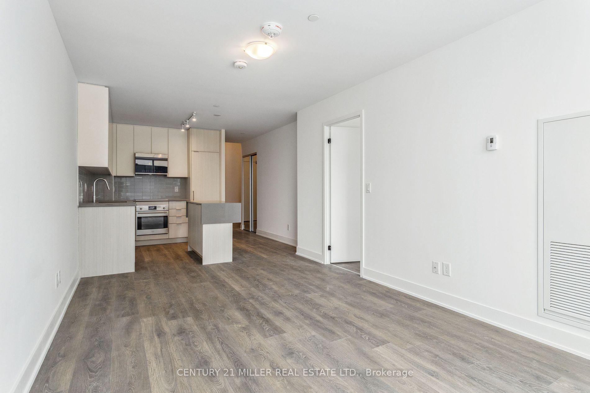 2481 Taunton Road, #466