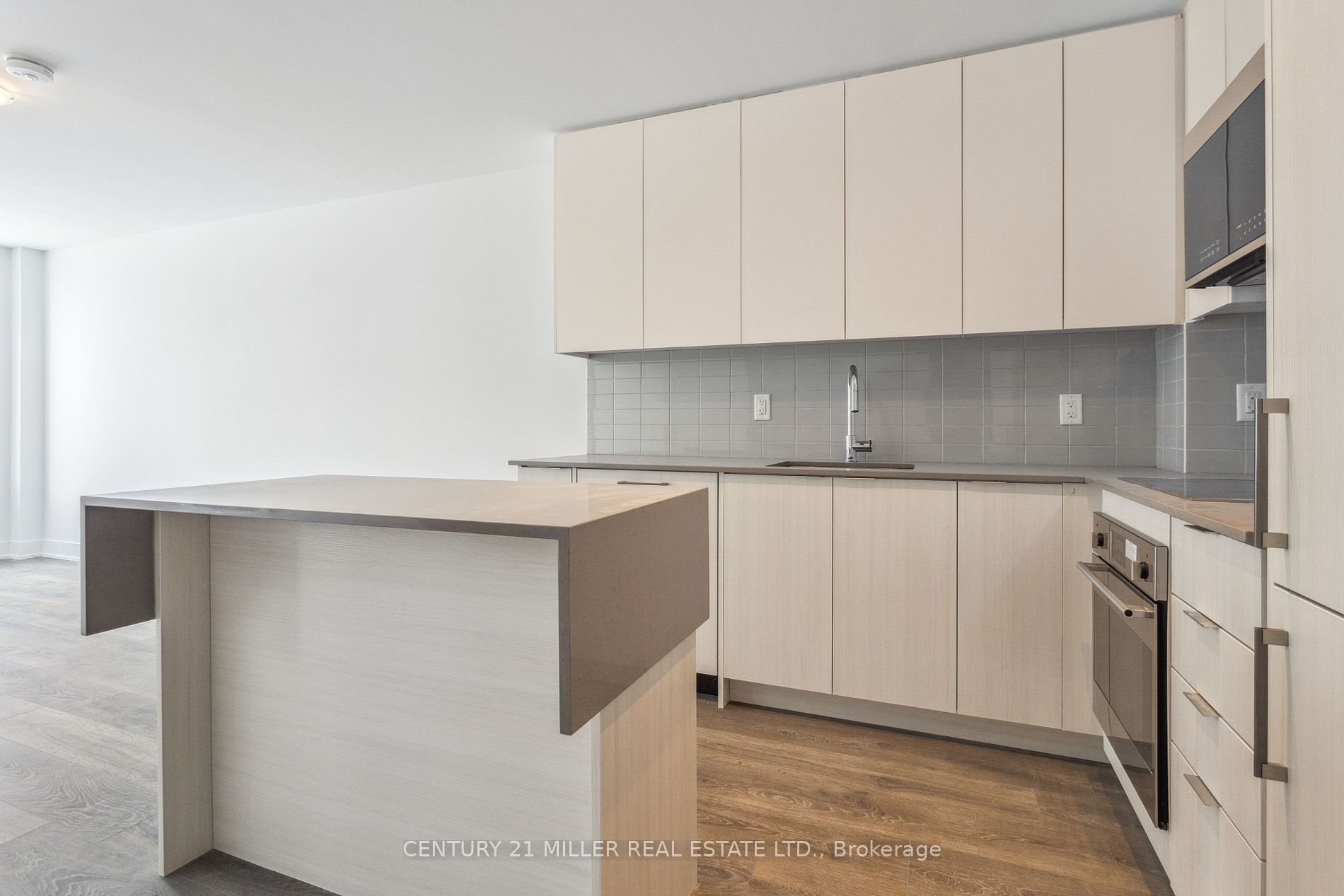2481 Taunton Road, #466