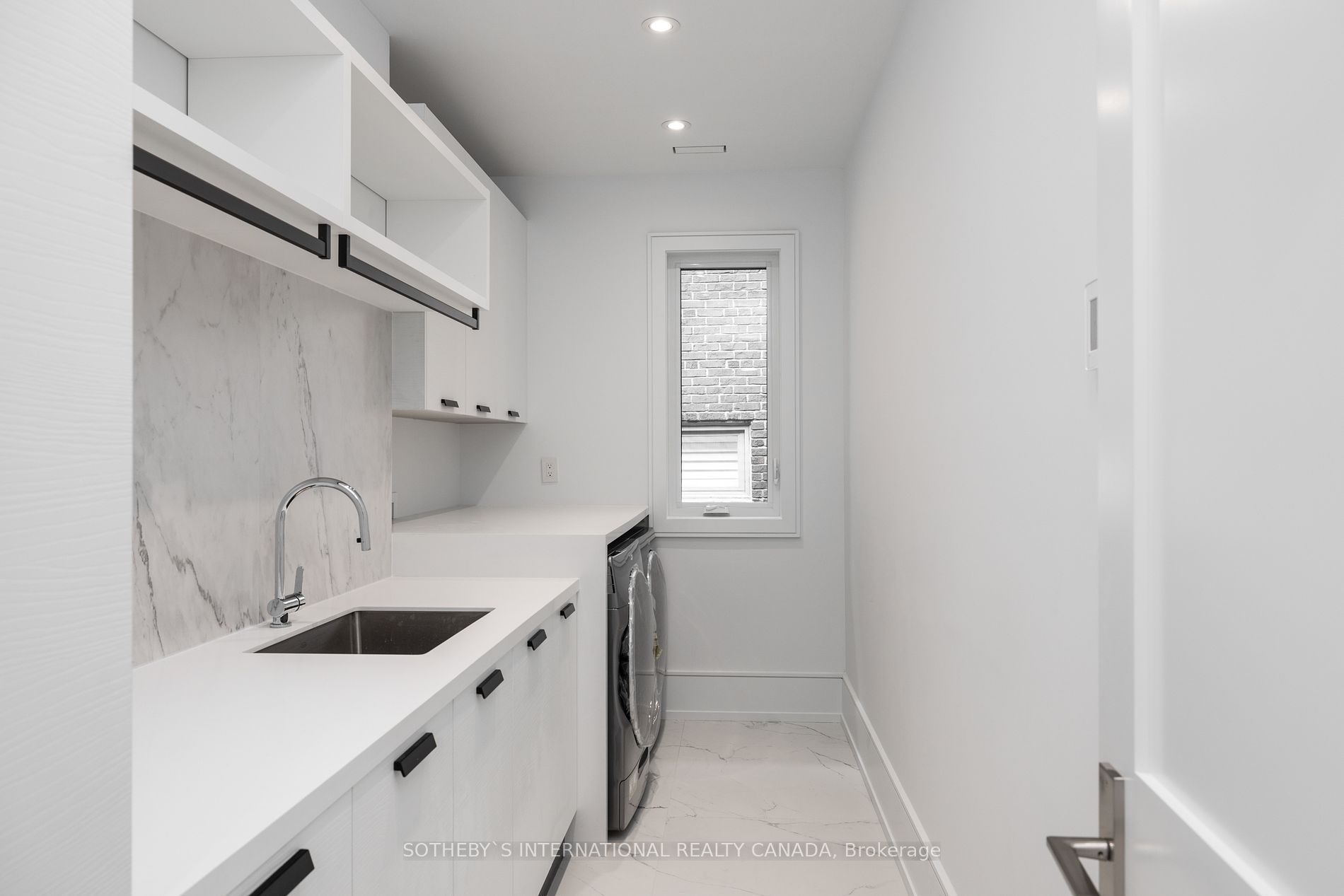 12 Bearwood Dr