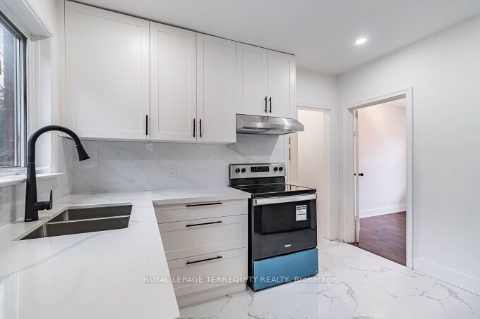 18 Wesley St