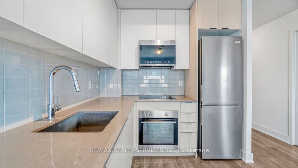 2481 Taunton Rd, #603
