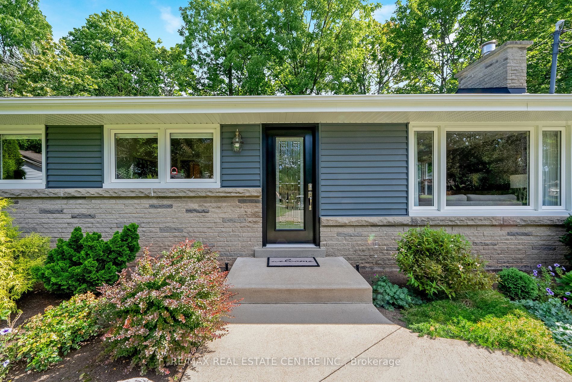 306 Gardenview Dr
