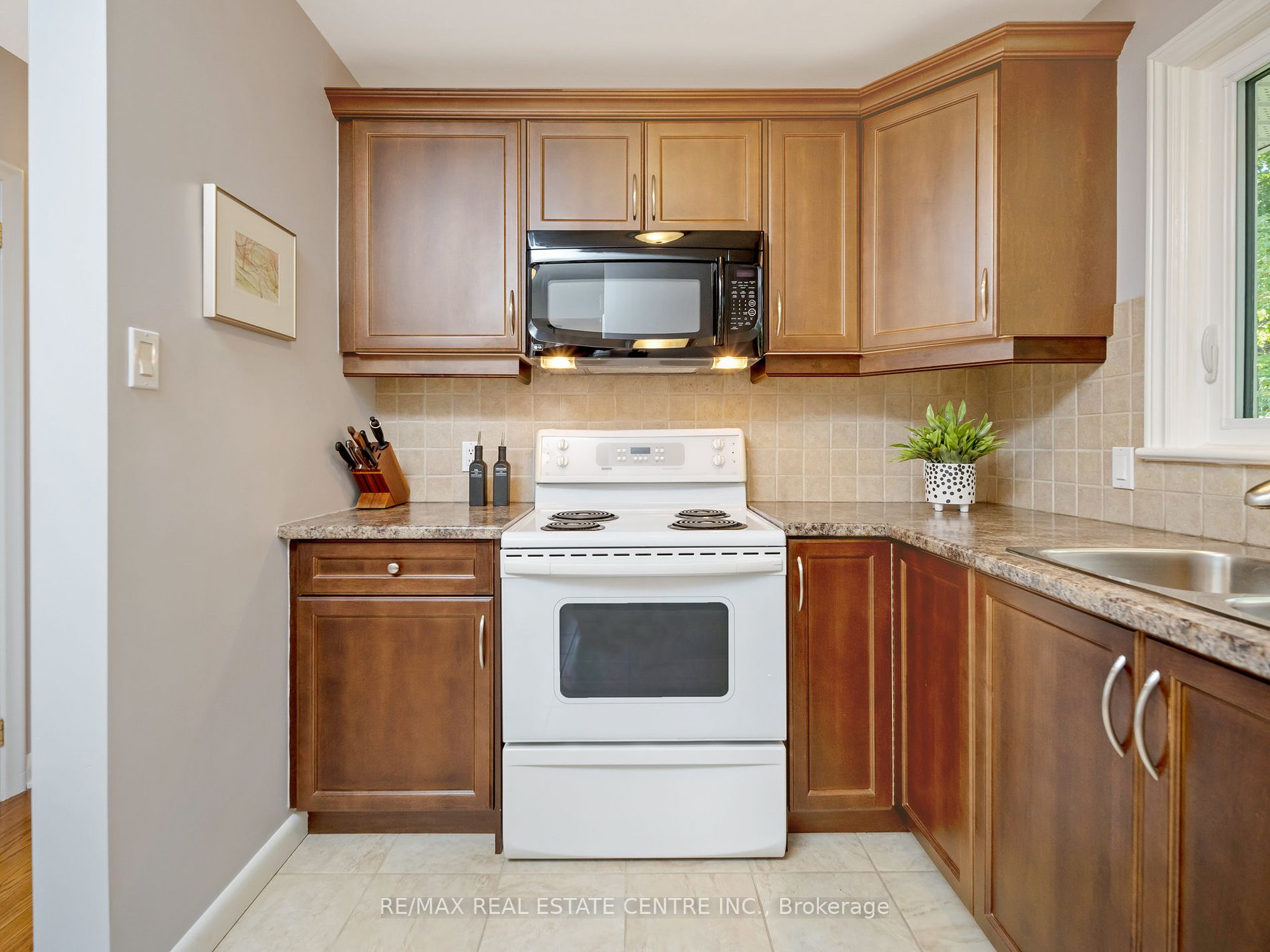 306 Gardenview Dr