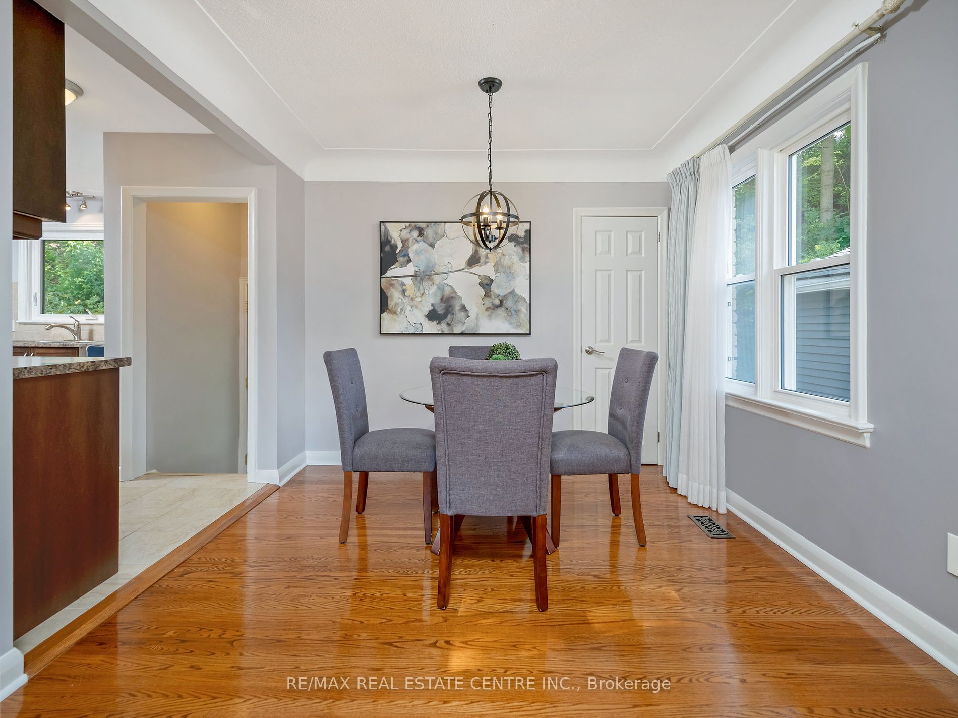 306 Gardenview Dr