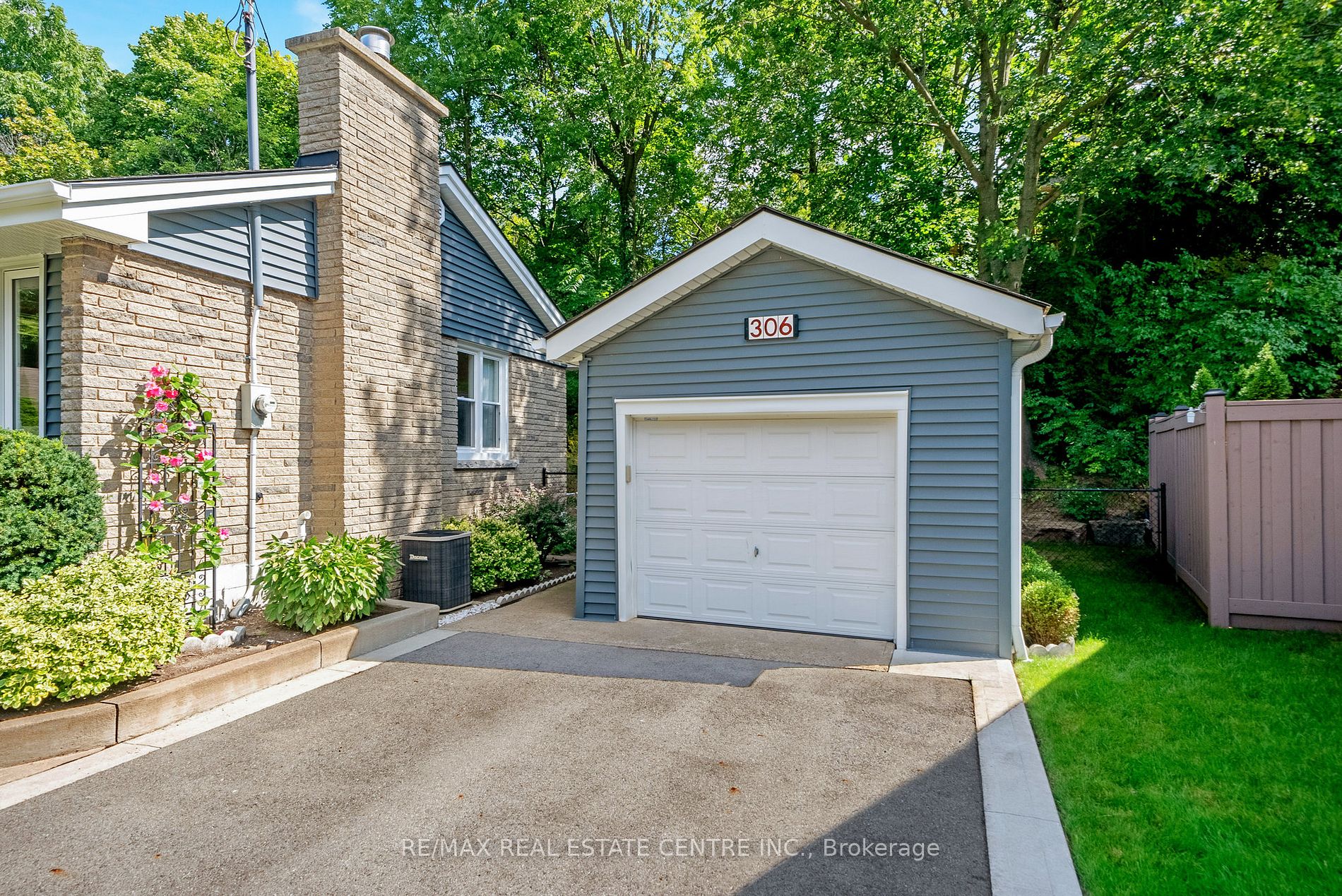 306 Gardenview Dr