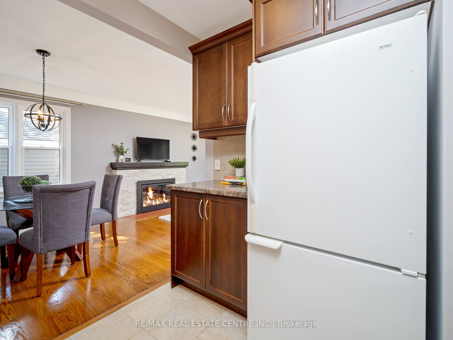306 Gardenview Dr