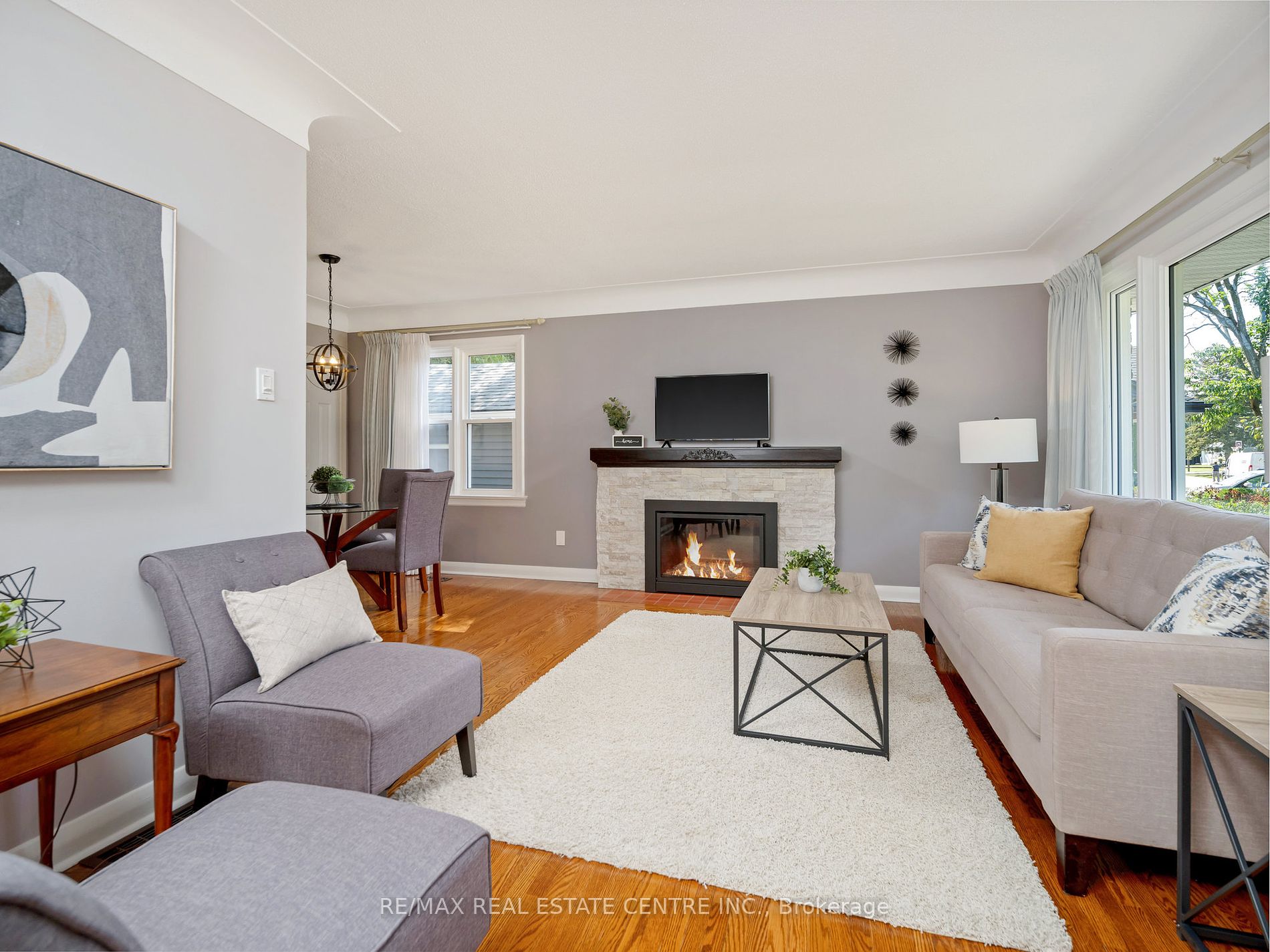 306 Gardenview Dr