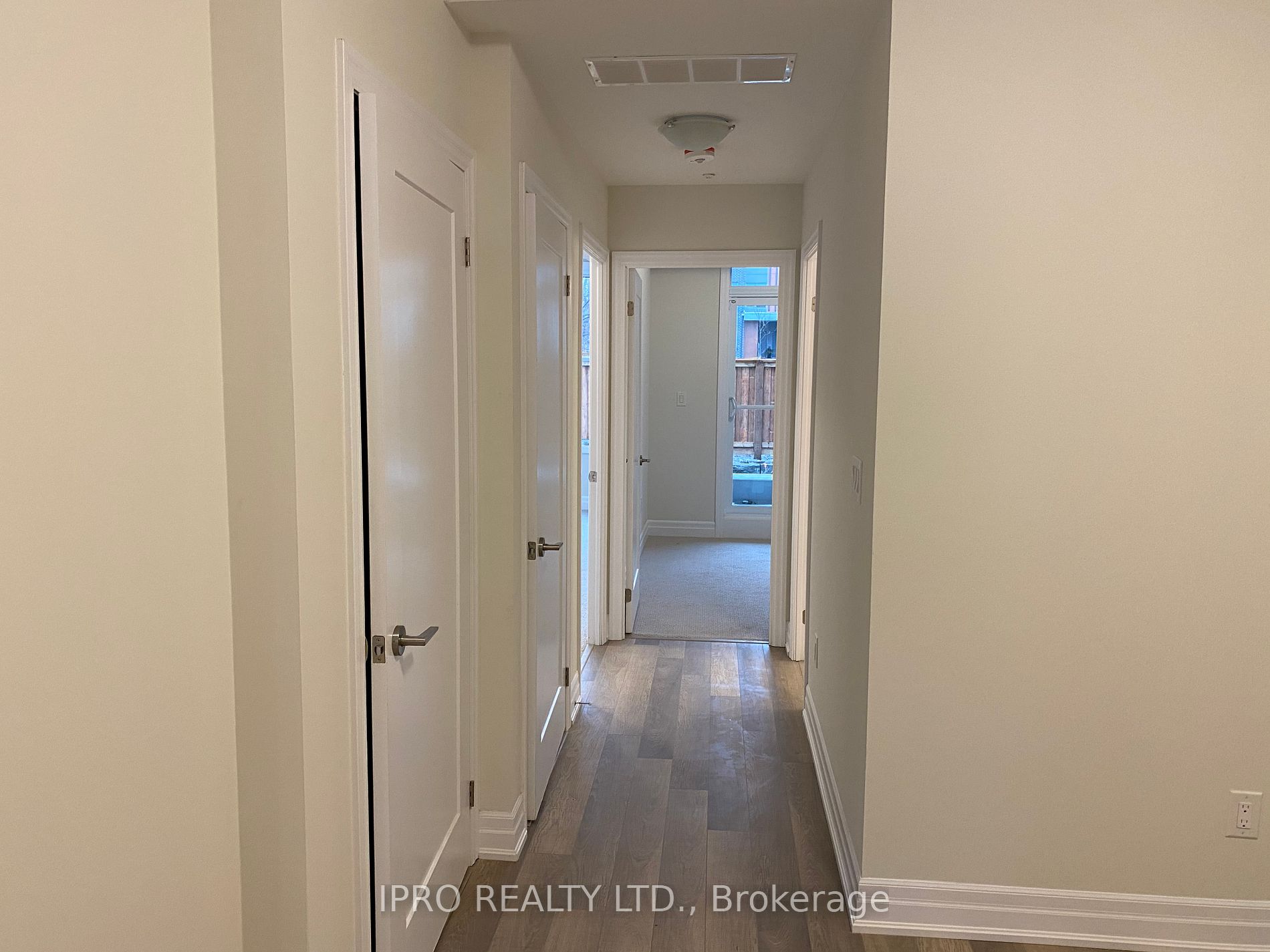 665 Cricklewood Drive, #727