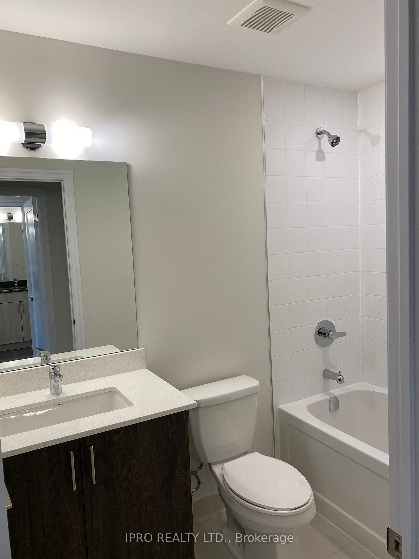 665 Cricklewood Drive, #727