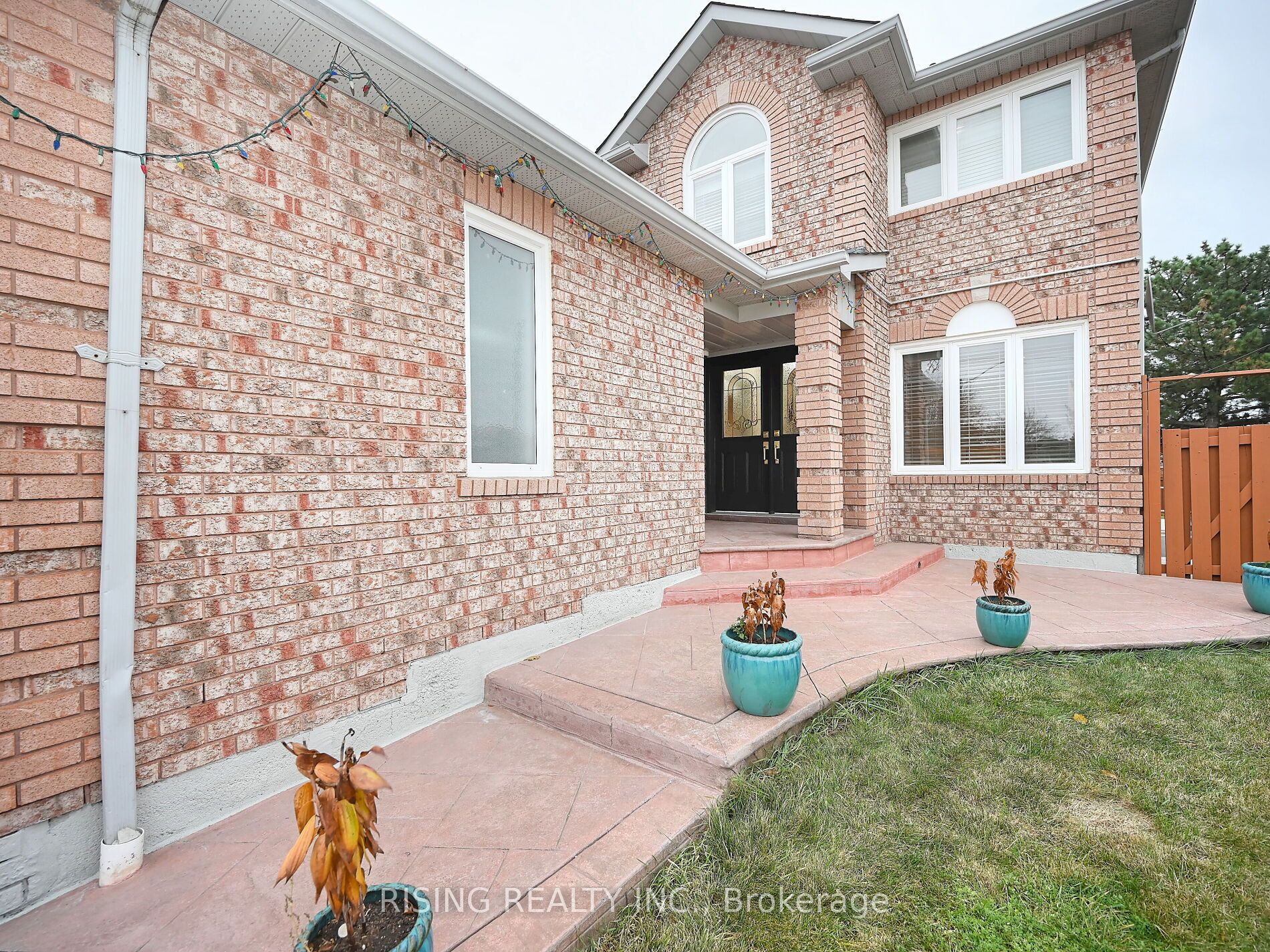 5822 Mersey Street