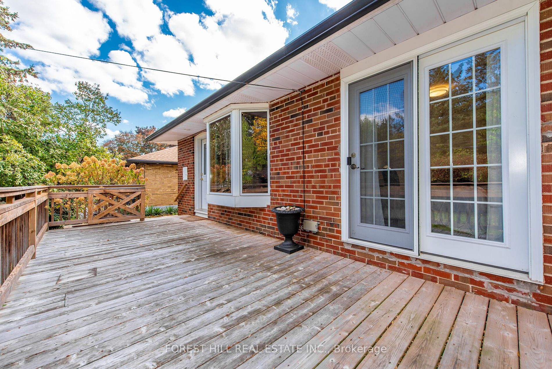 39 Suburban Drive
