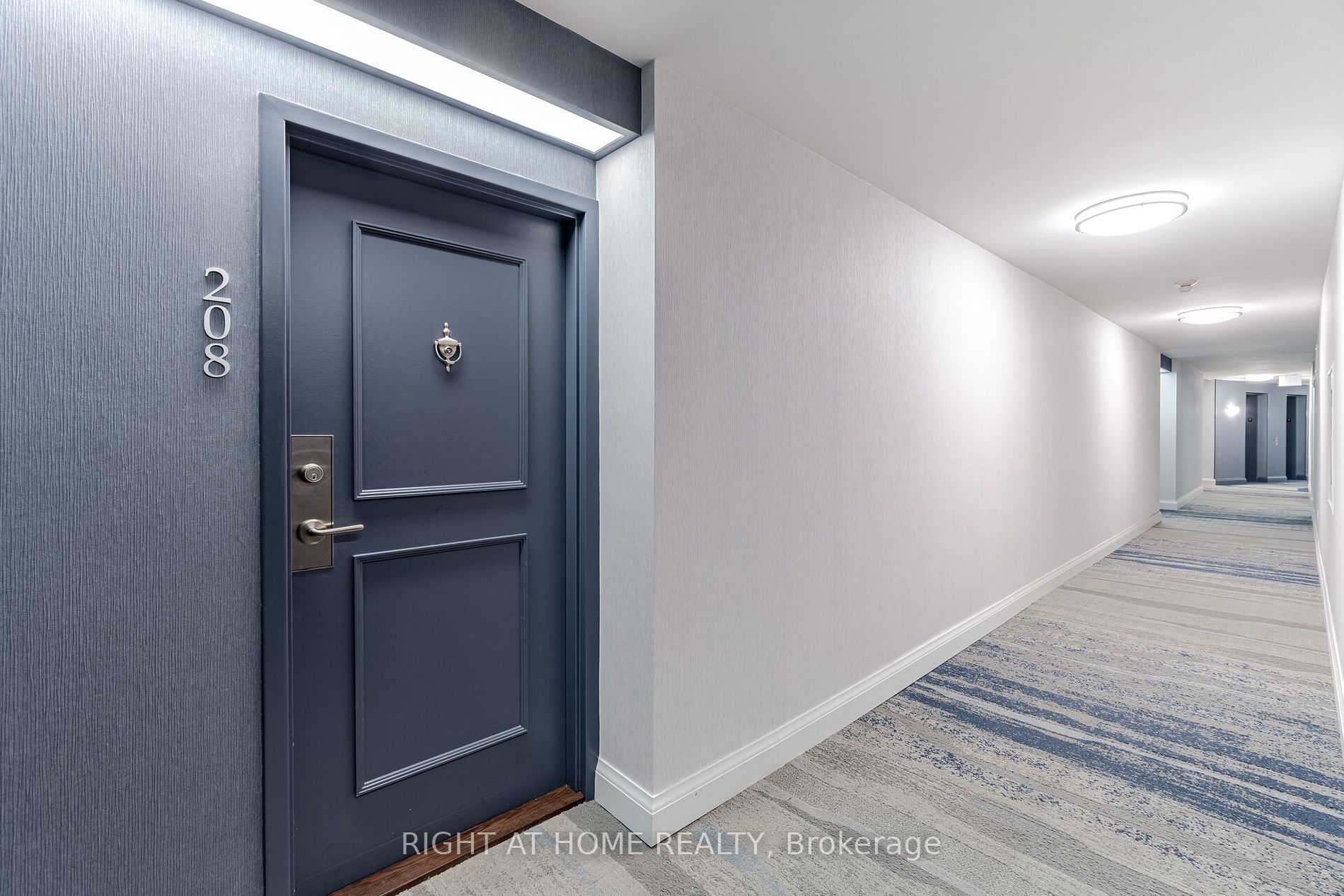 1230 Marlborough Crt, #208