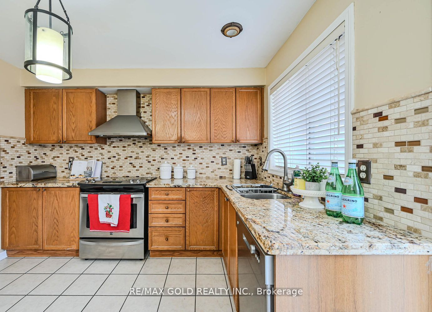 4 Cogswell Cres
