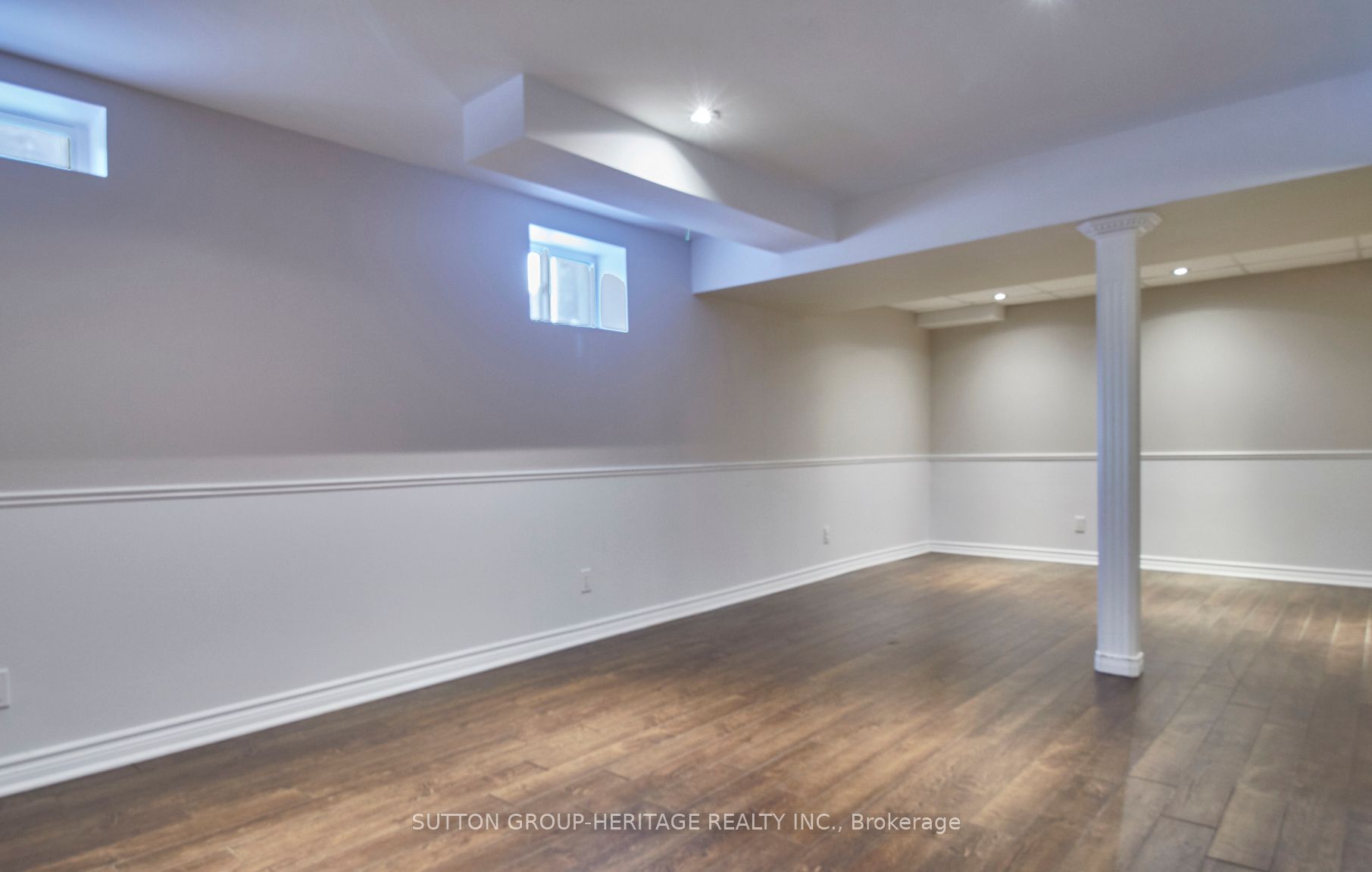 30 Flintwood Ave