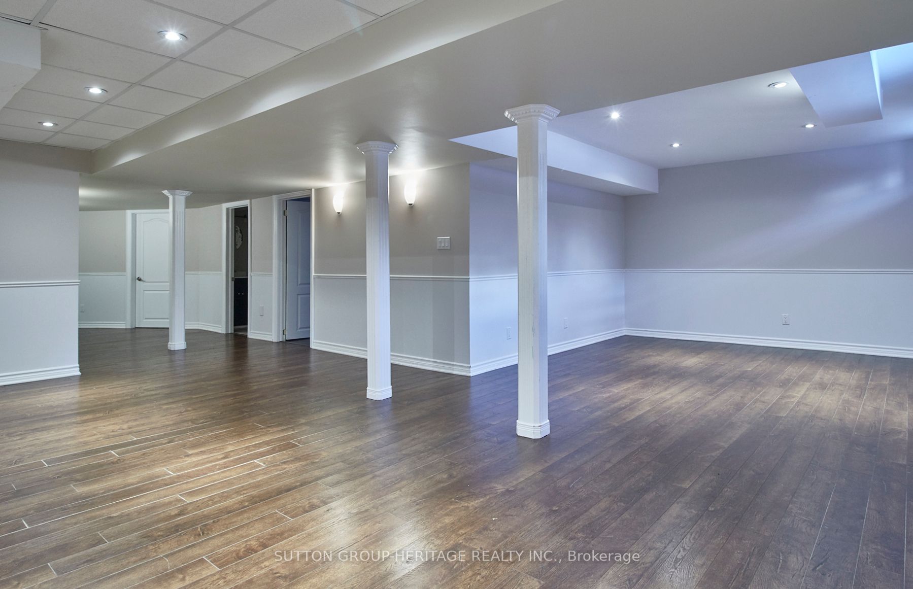 30 Flintwood Ave