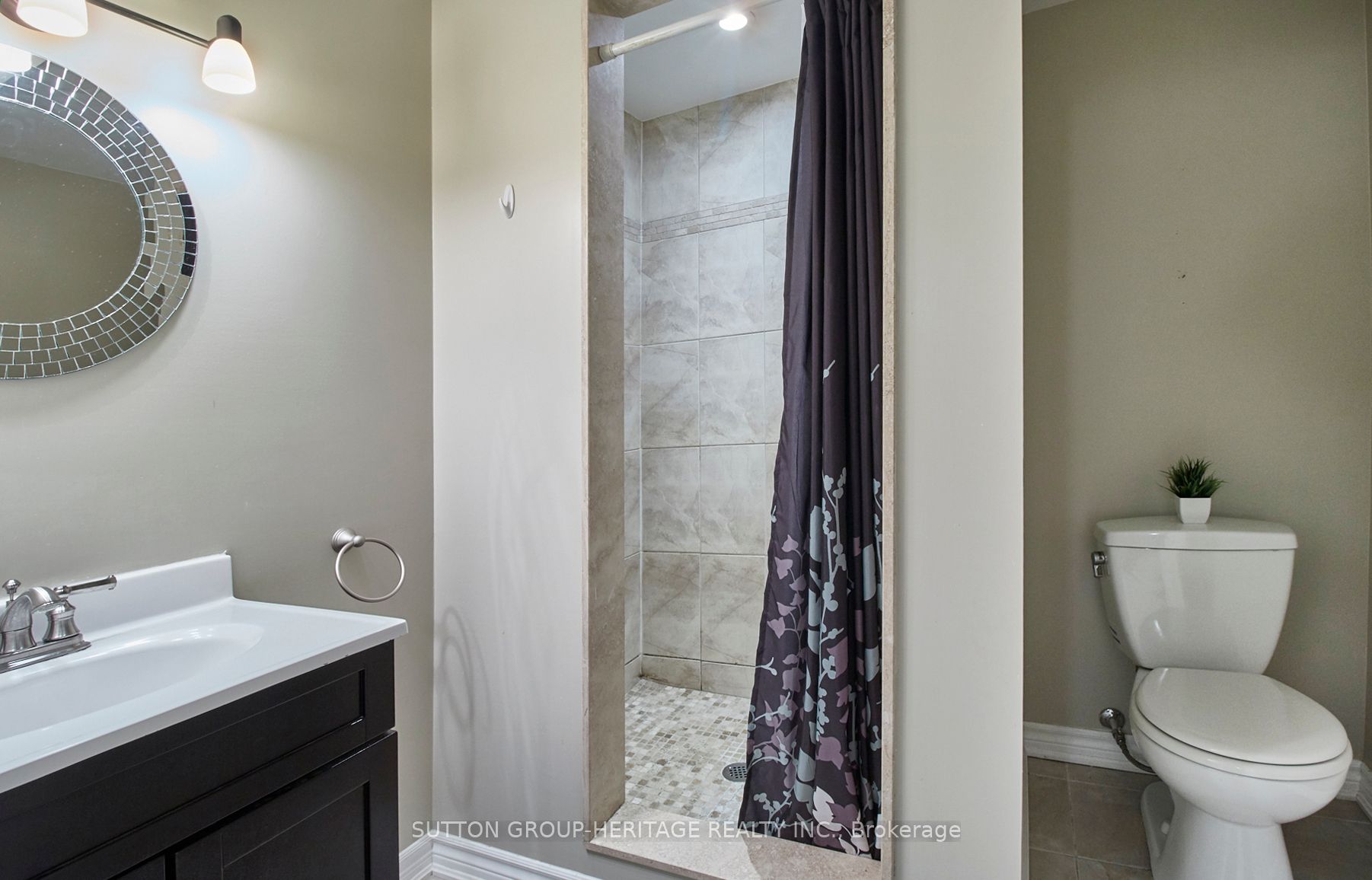30 Flintwood Ave