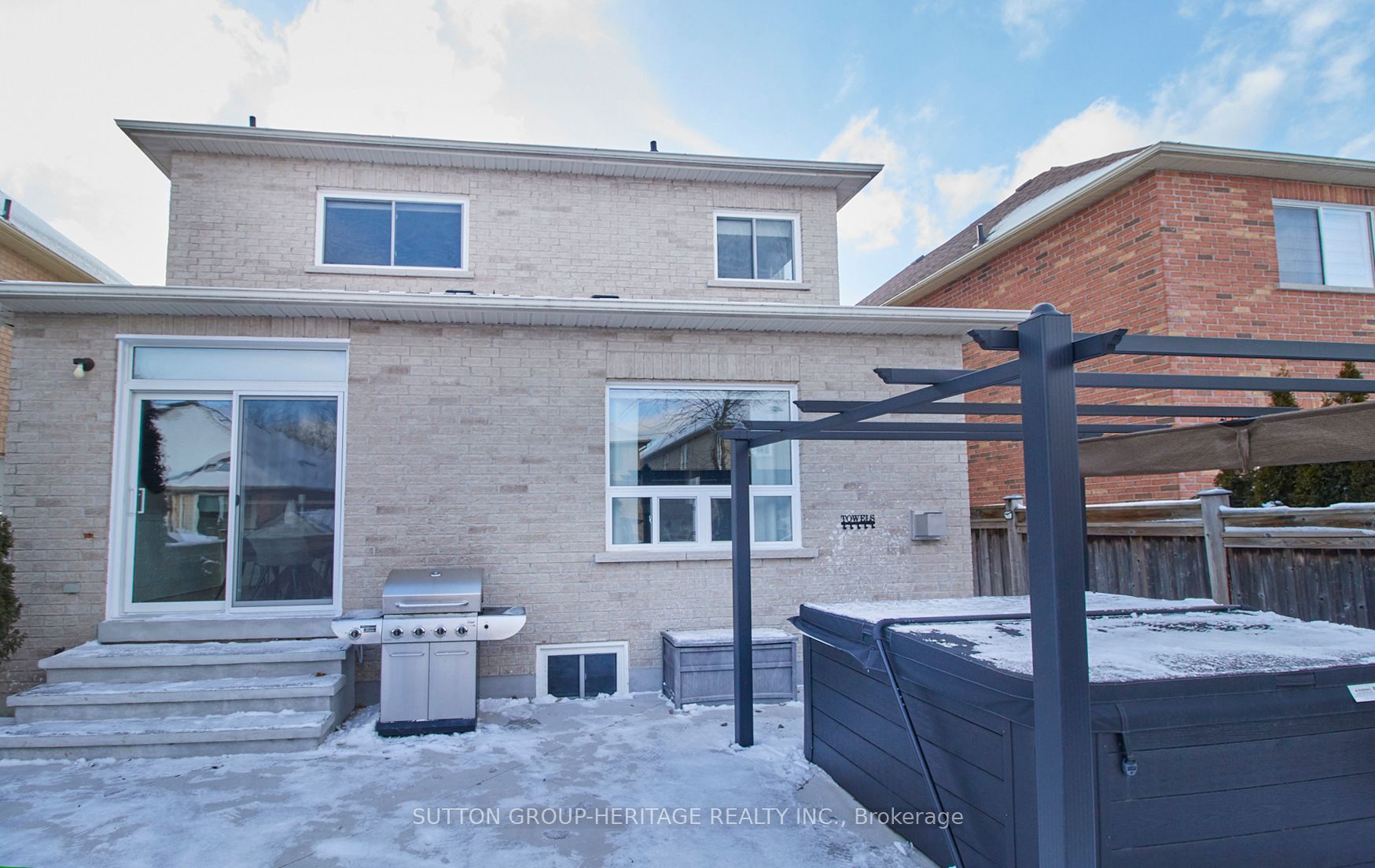 30 Flintwood Ave