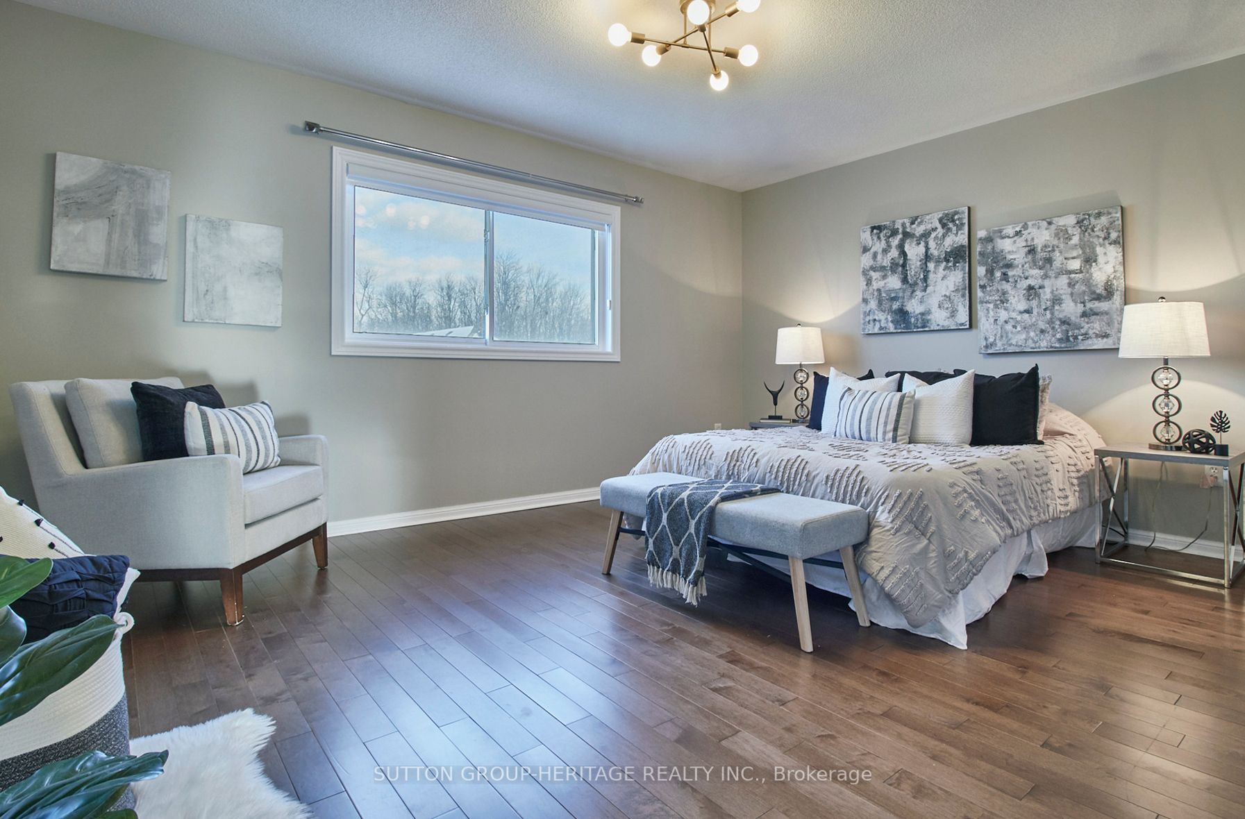 30 Flintwood Ave