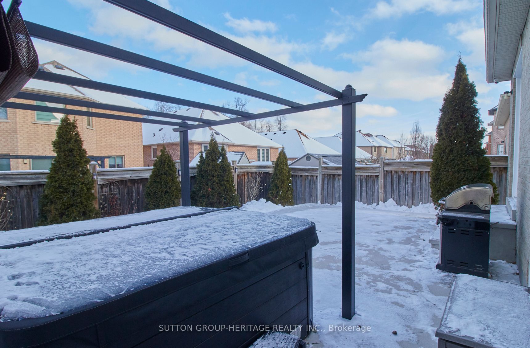 30 Flintwood Ave