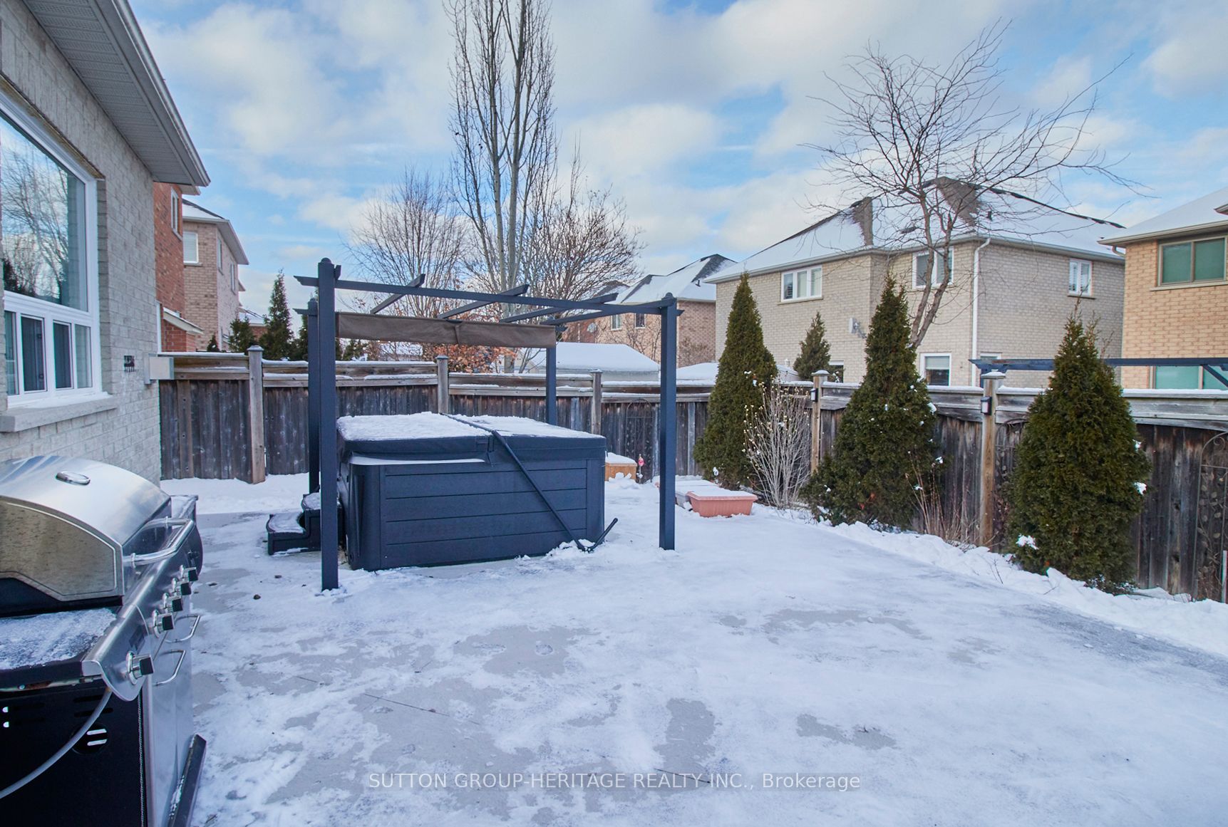 30 Flintwood Ave