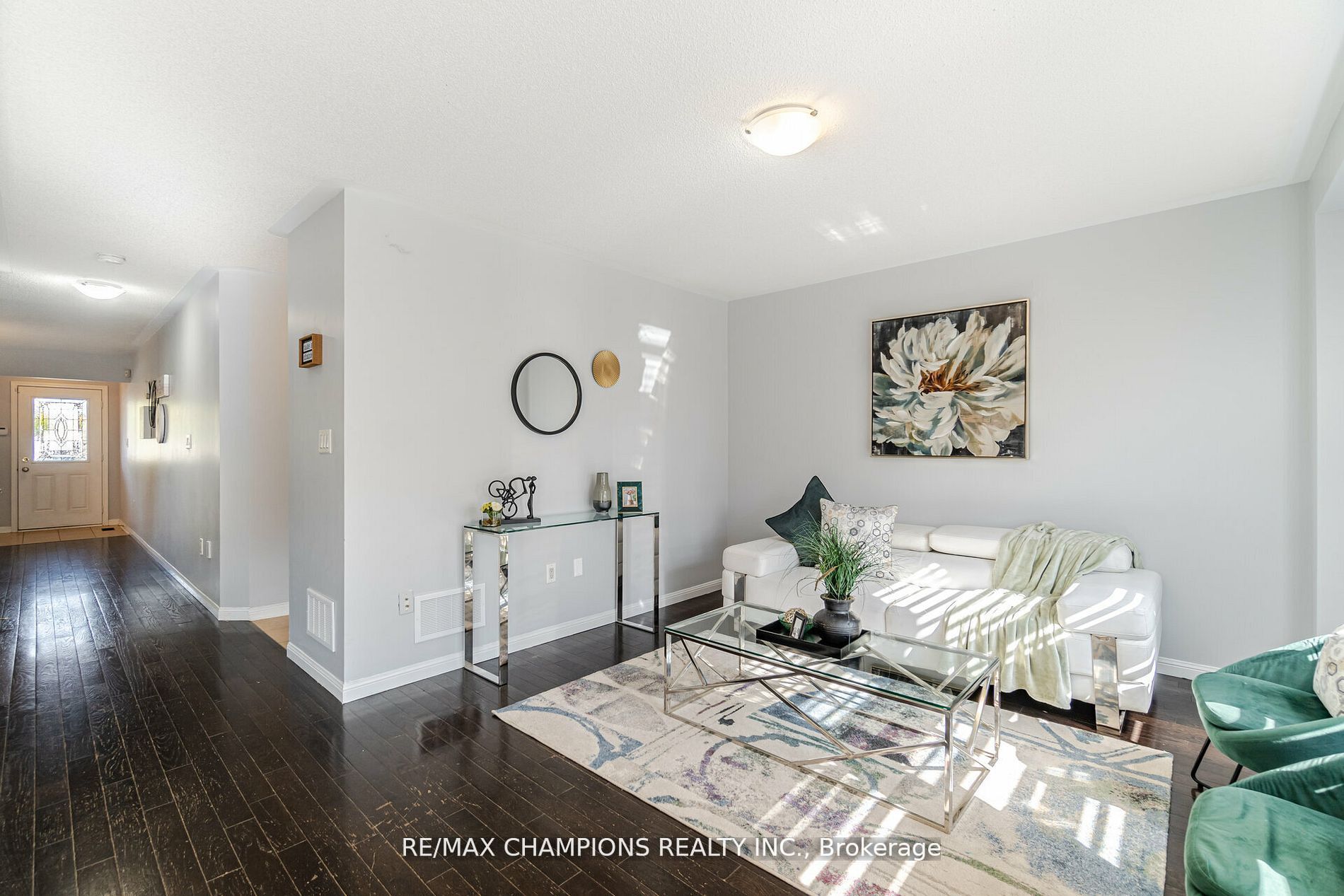24 Arkwright Dr