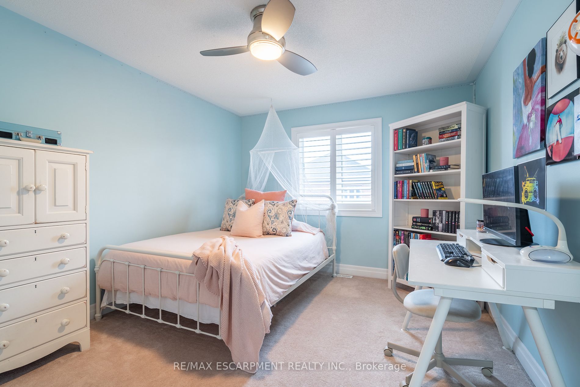 295 Holloway Terr