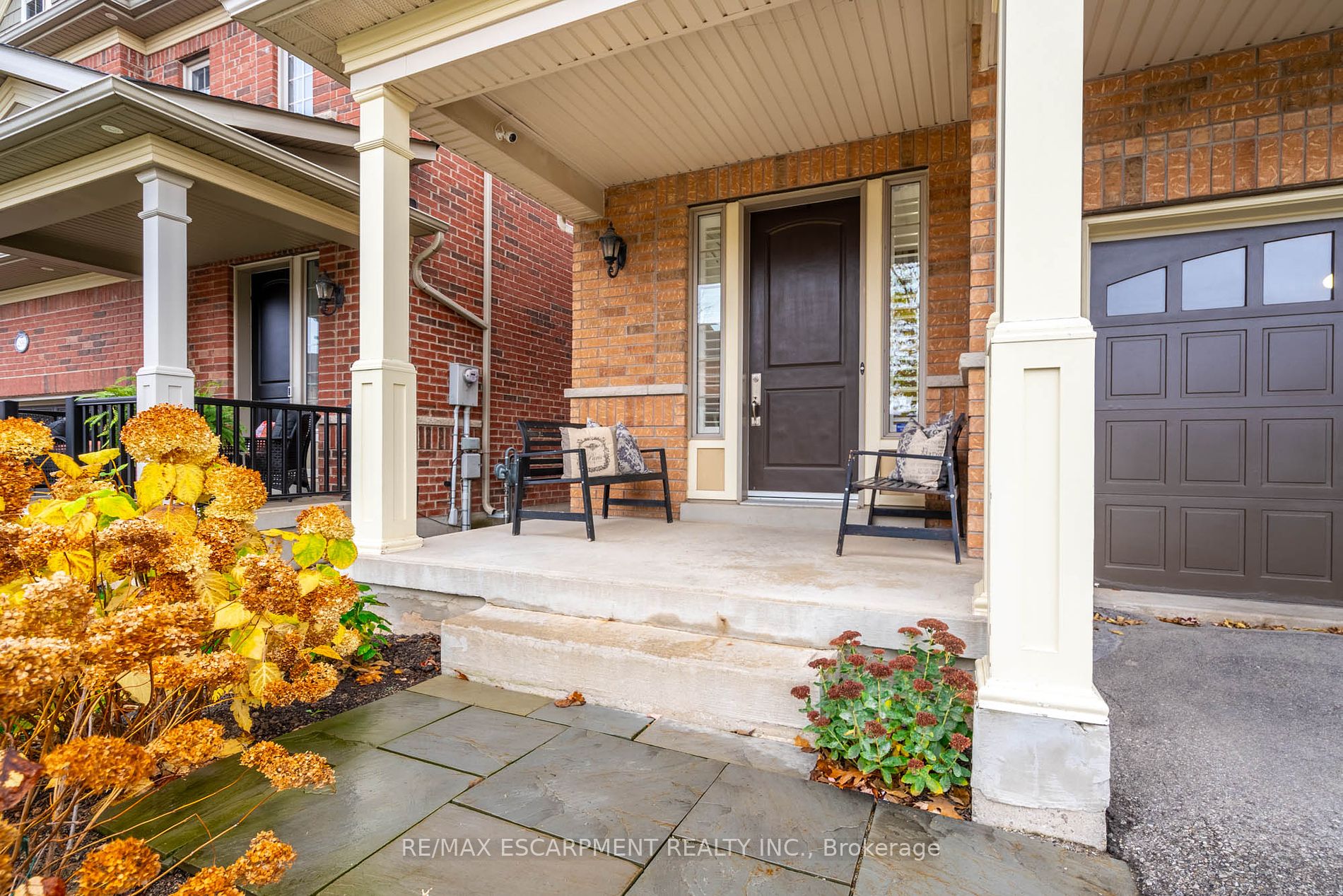 295 Holloway Terr