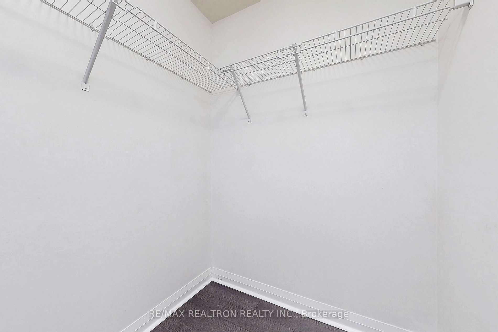 5025 Four Springs Ave, #106