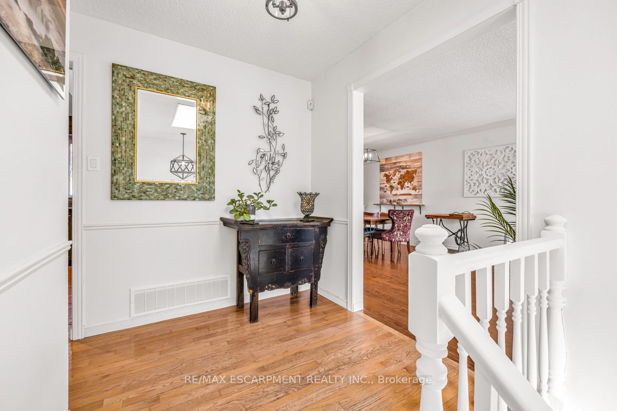 3033 Tecumseh Dr