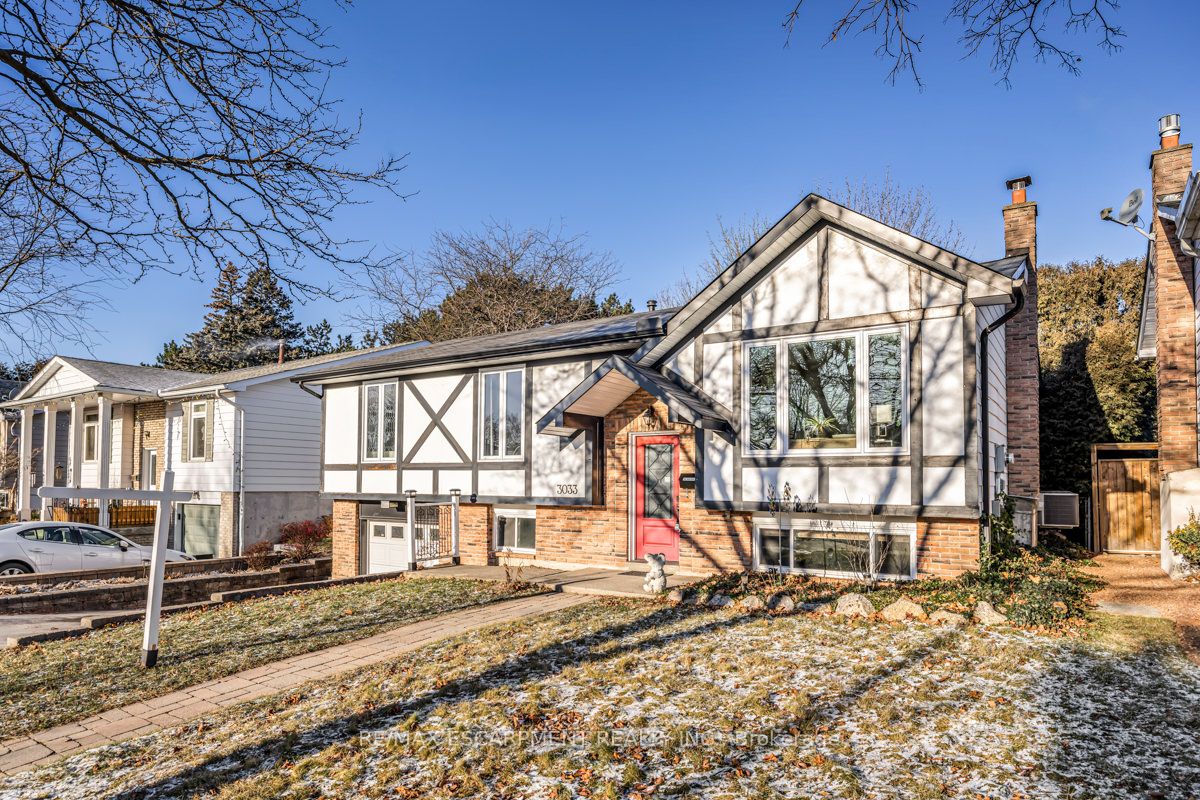 3033 Tecumseh Dr