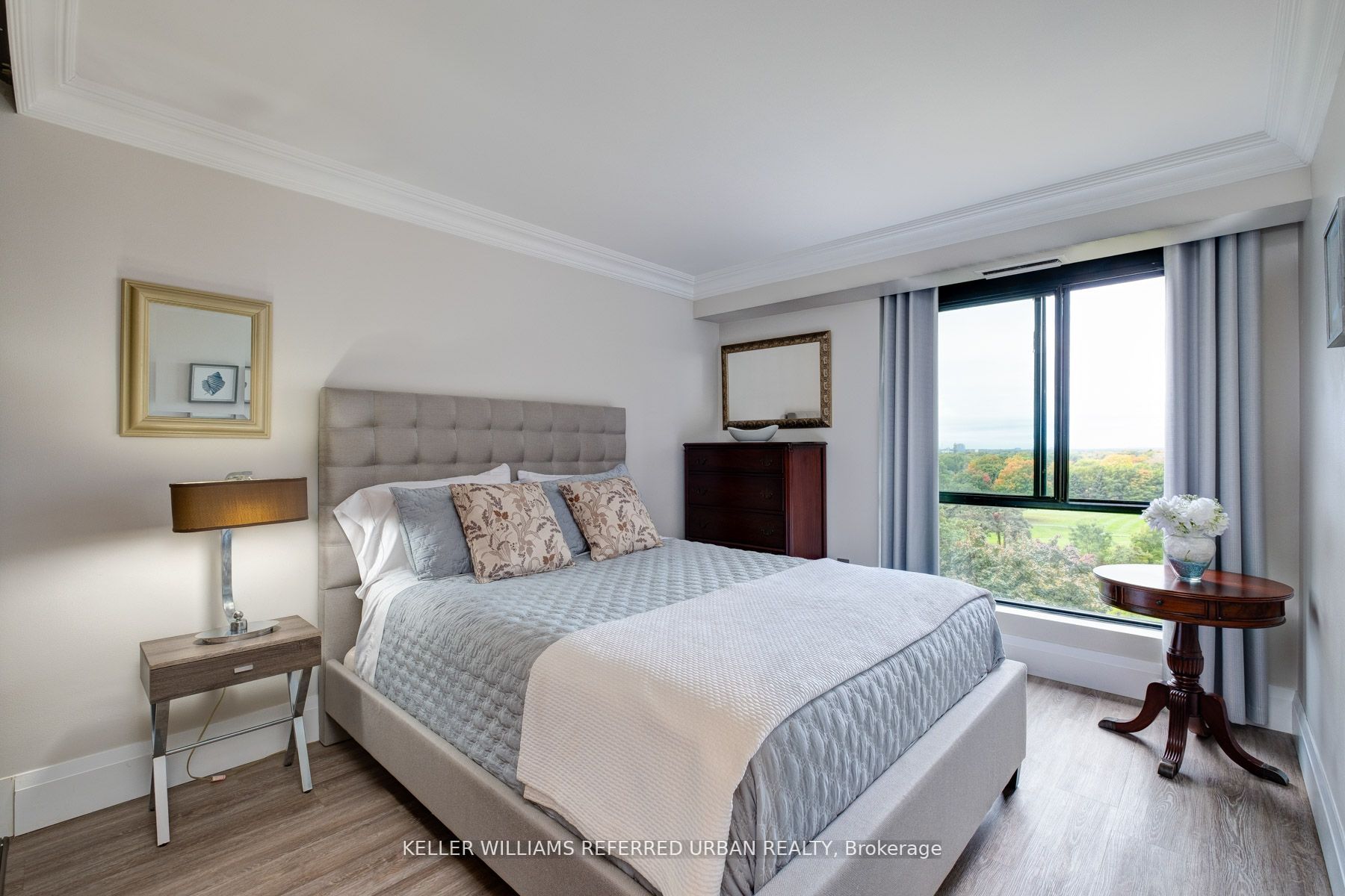 1400 Dixie Rd W, #1013
