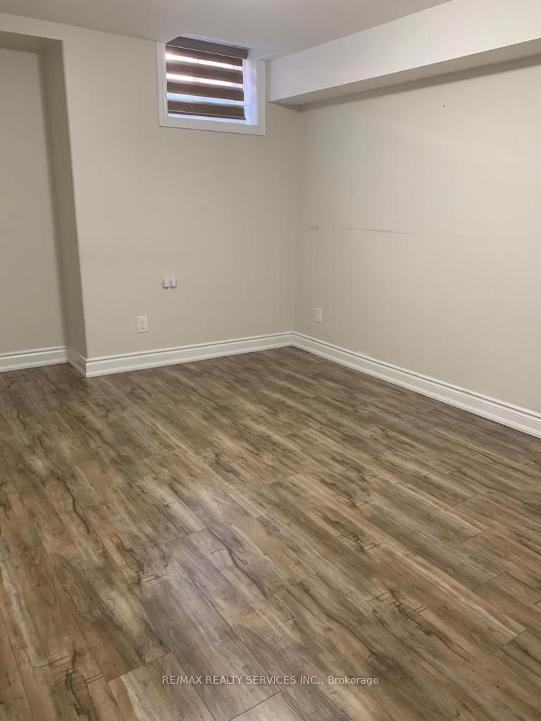 16 Amaretto Court