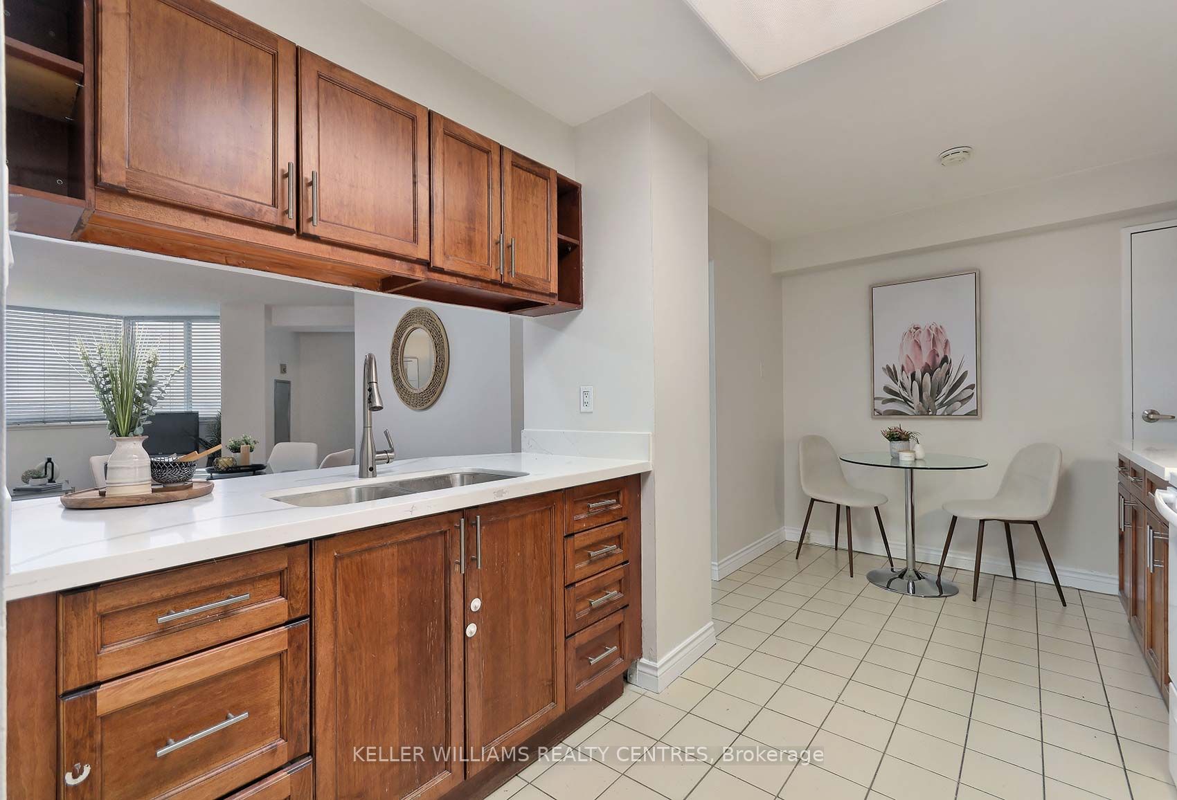 234 Albion Rd, #1411