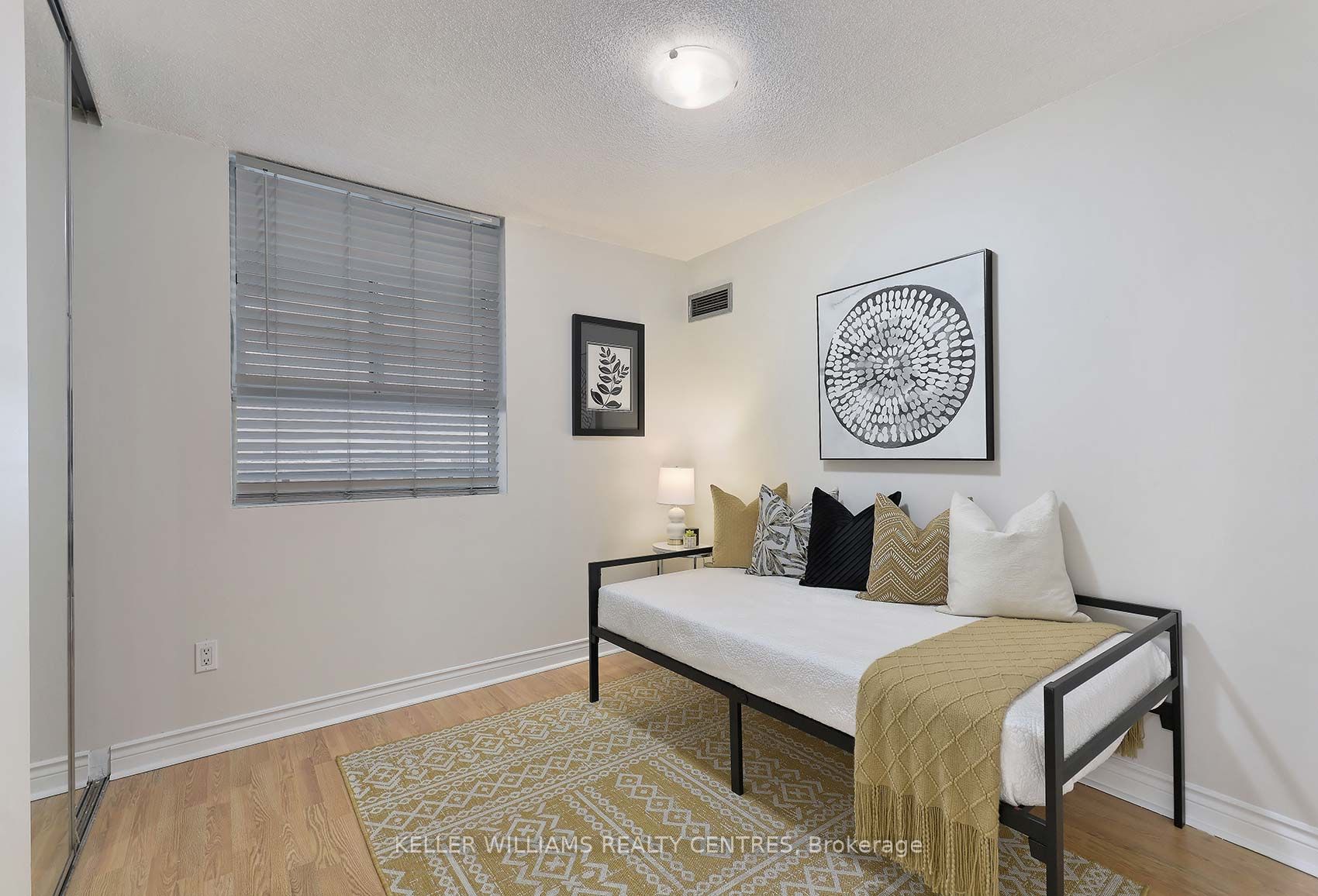 234 Albion Rd, #1411