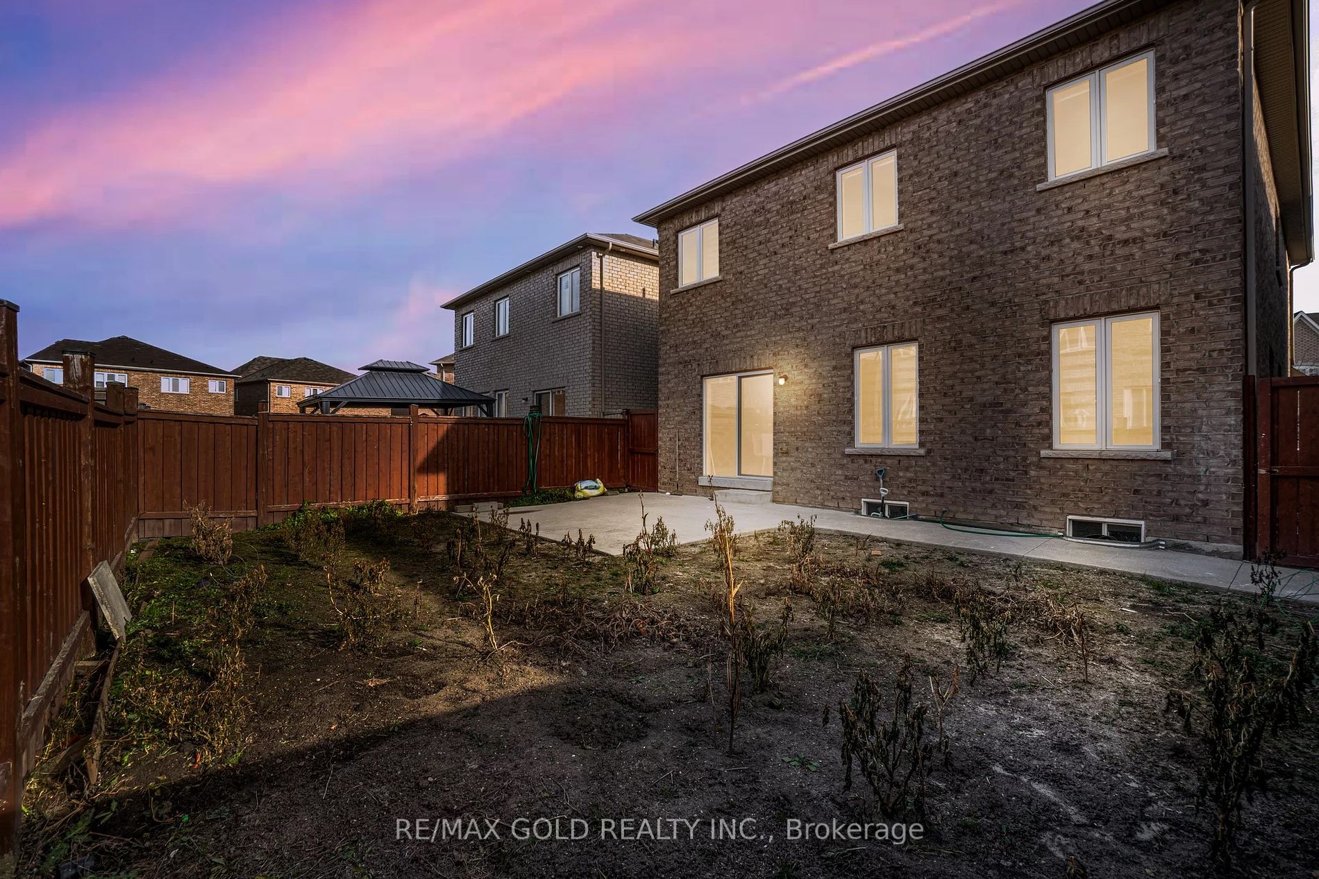 107 Banbridge Crescent