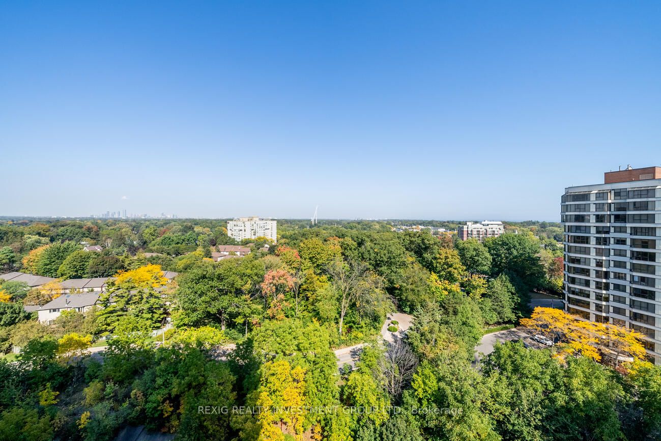 1055 Southdown Rd, #1207