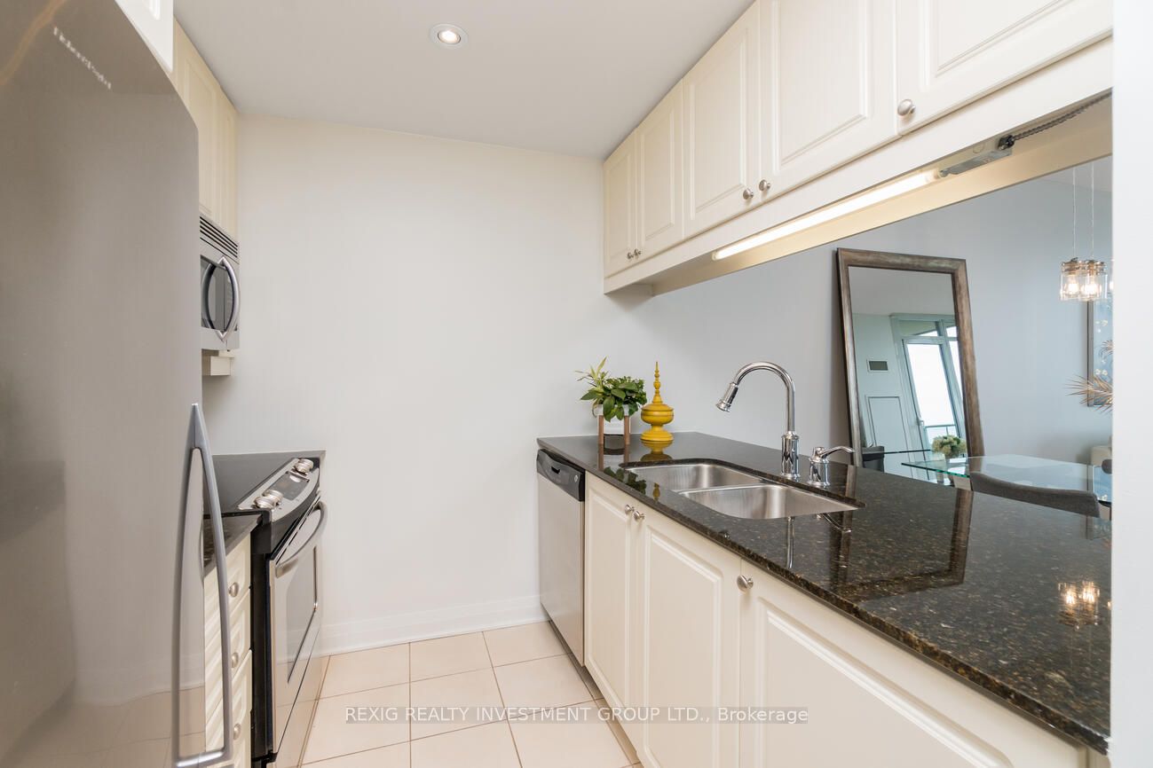 1055 Southdown Rd, #1207