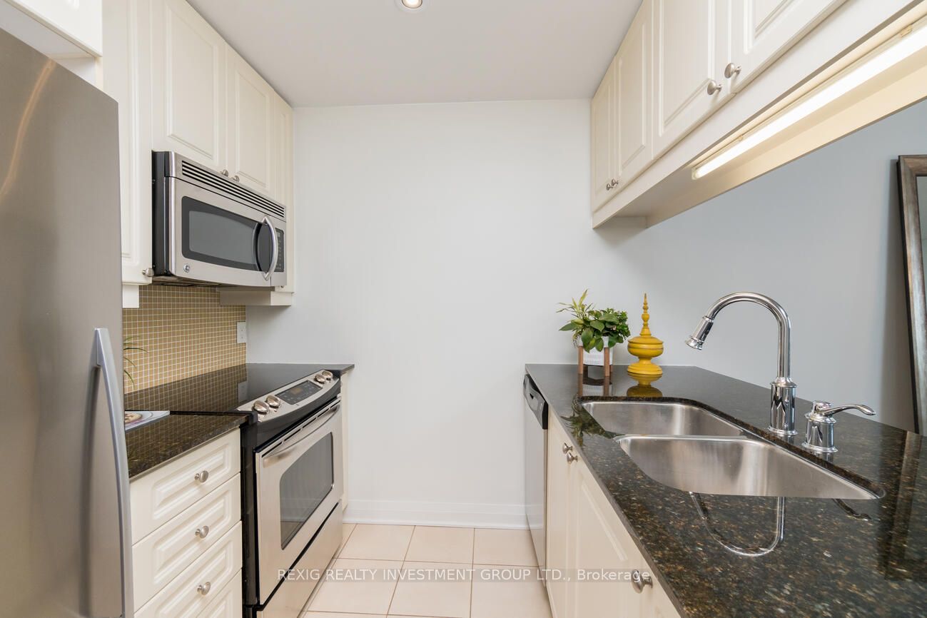 1055 Southdown Rd, #1207