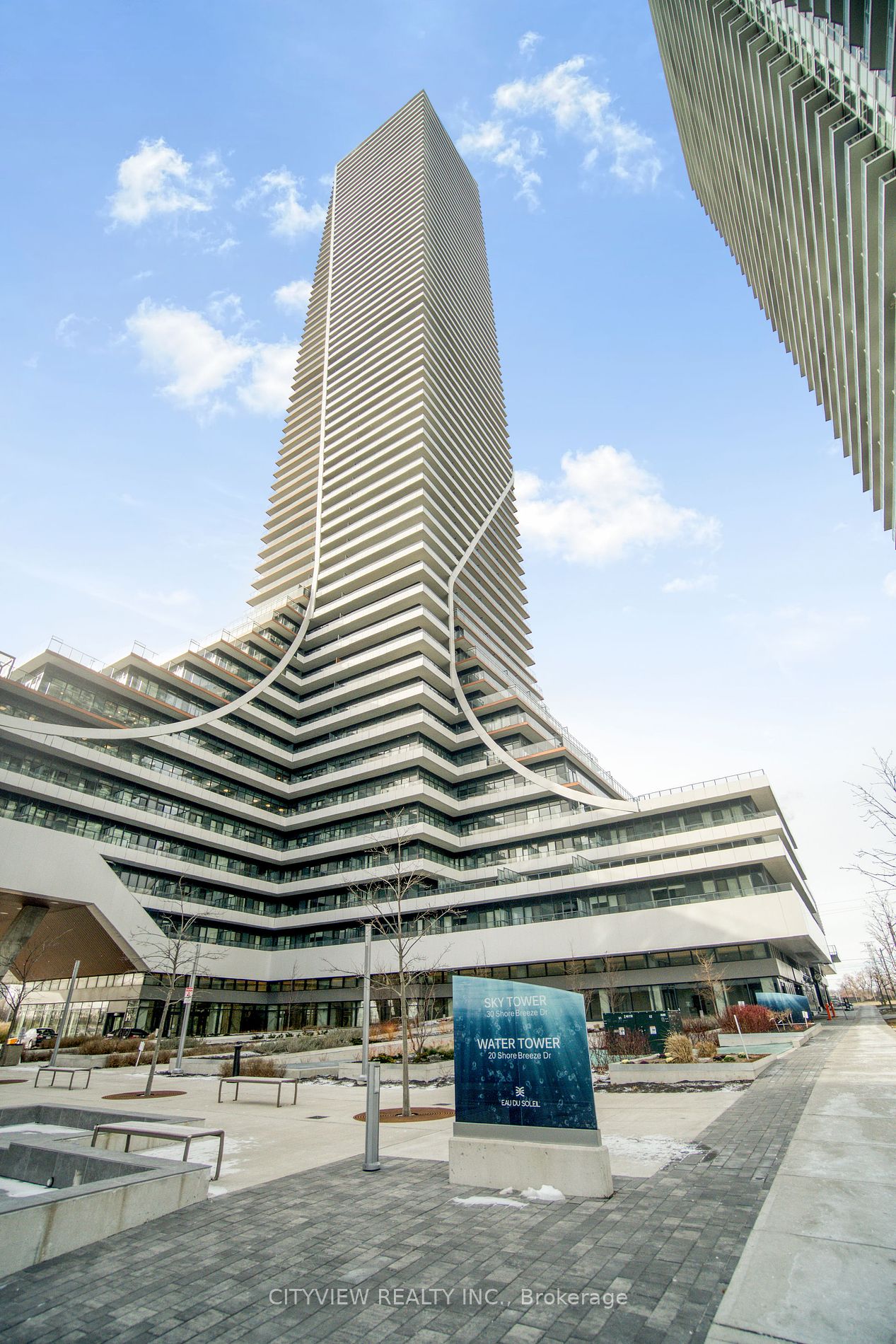 30 Shorebreeze Dr, #427