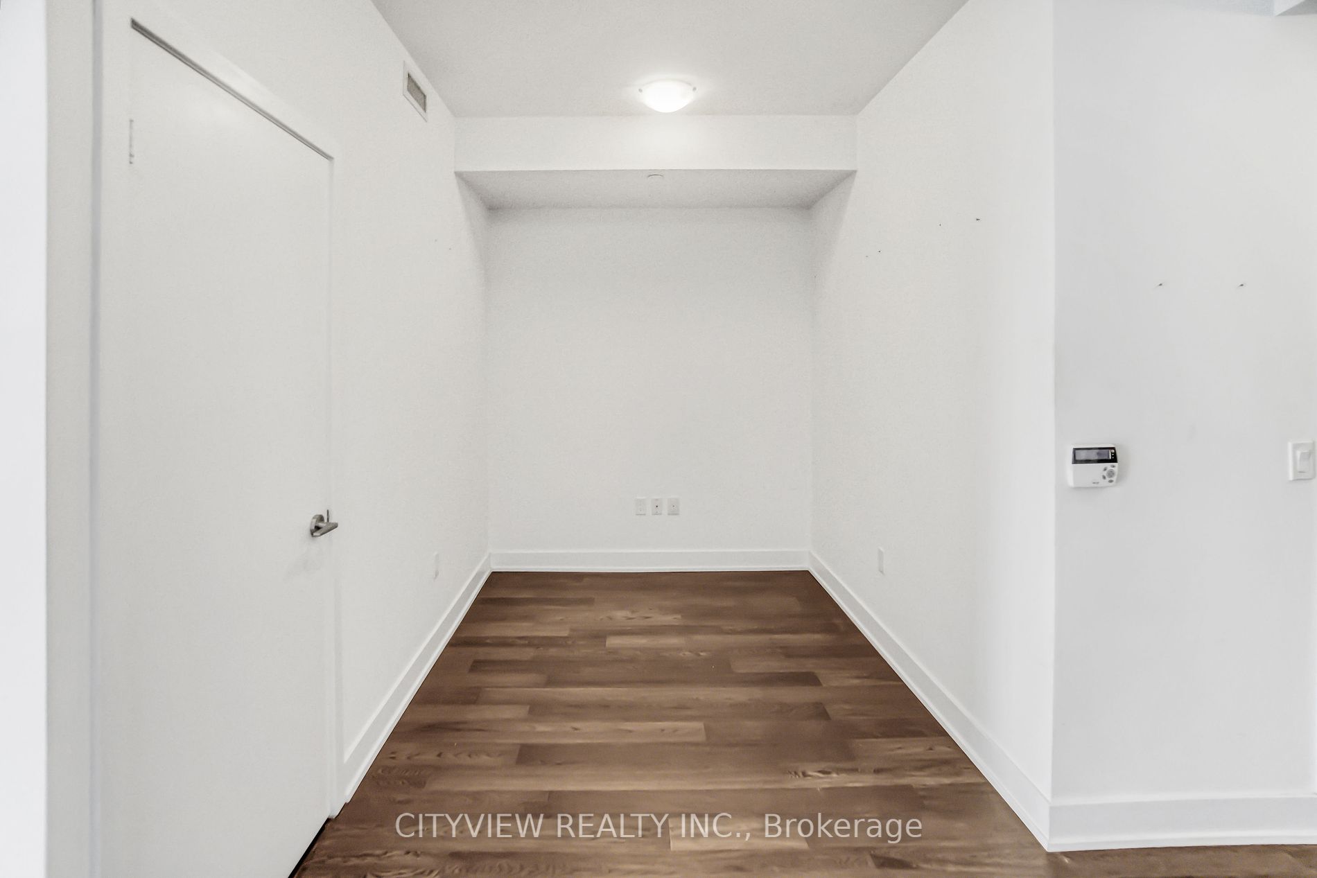 30 Shorebreeze Dr, #427