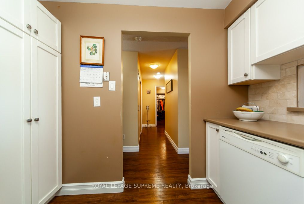 2470 Eglinton Avenue W, #608