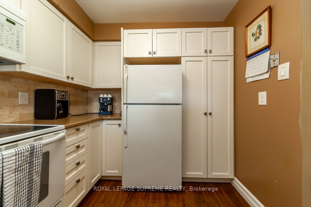 2470 Eglinton Avenue W, #608