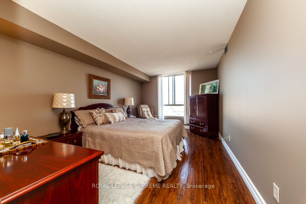 2470 Eglinton Avenue W, #608